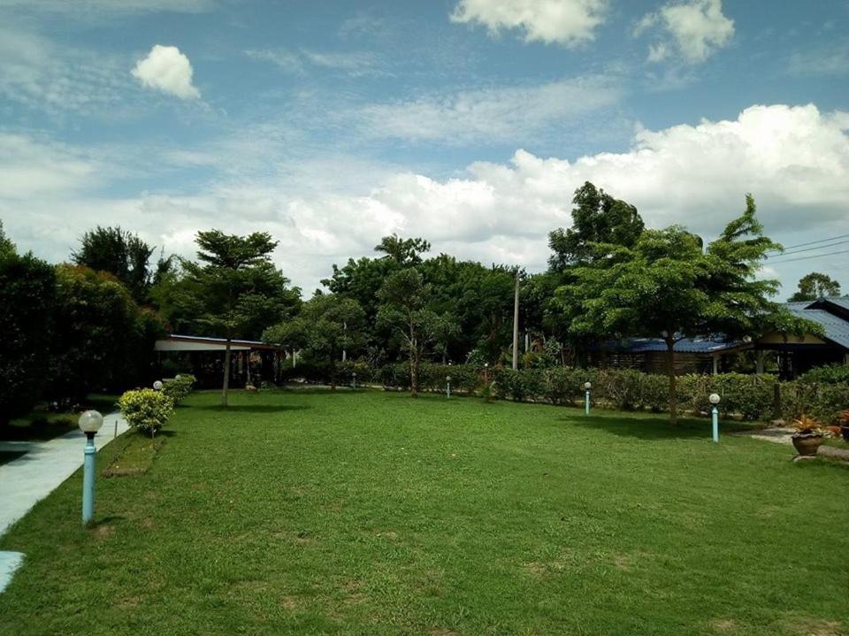AtMyHomeStay Bangsaphan