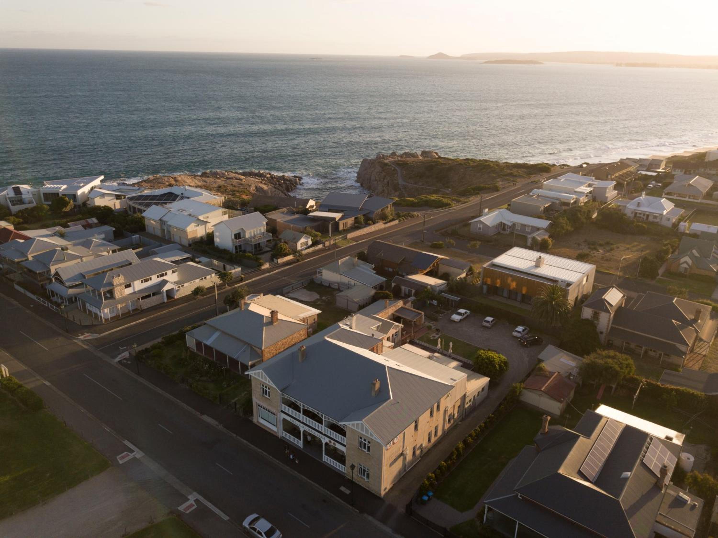 YHA Port Elliot Beach House