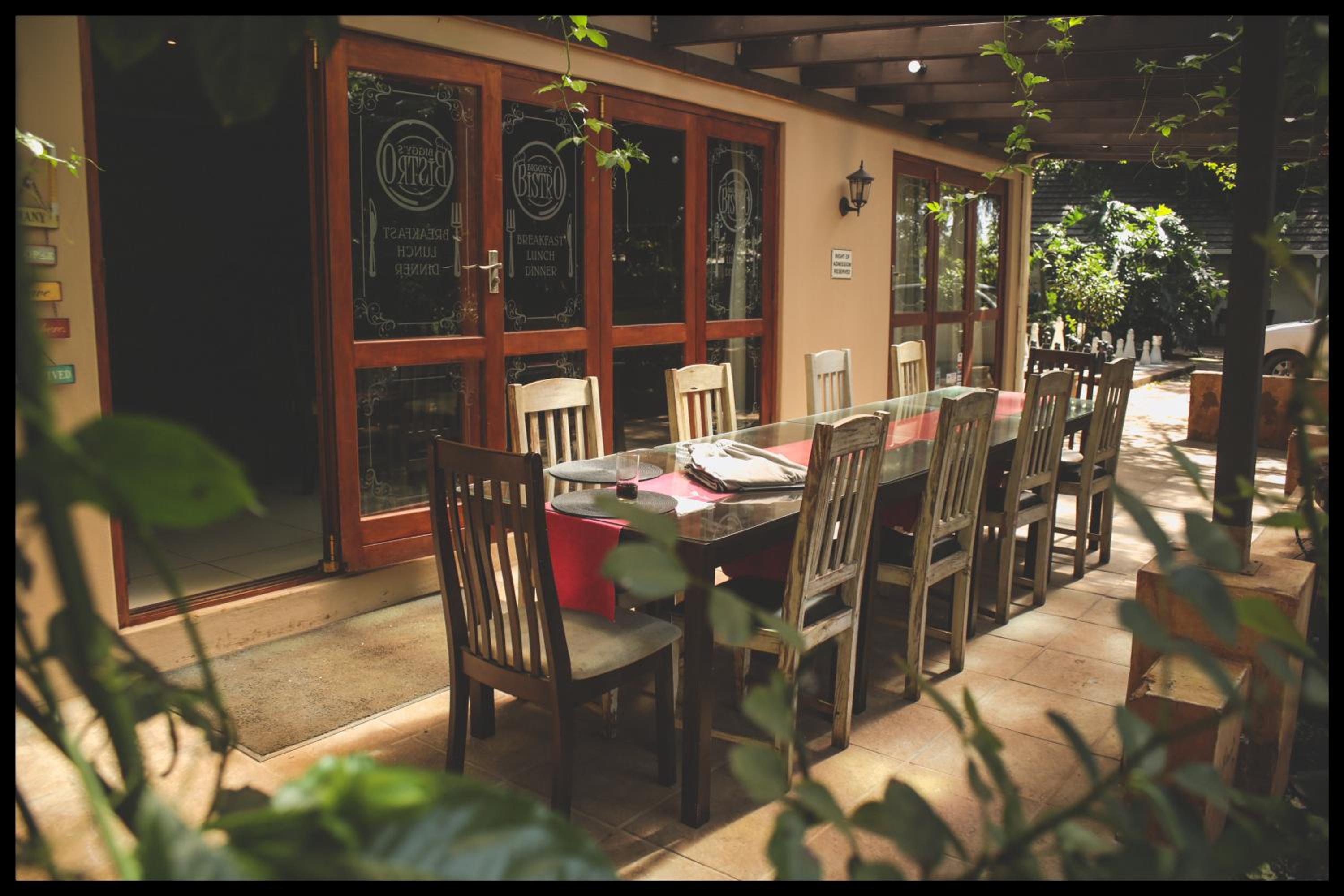Biggy Best Boutique Hotel & Self Catering Cottages