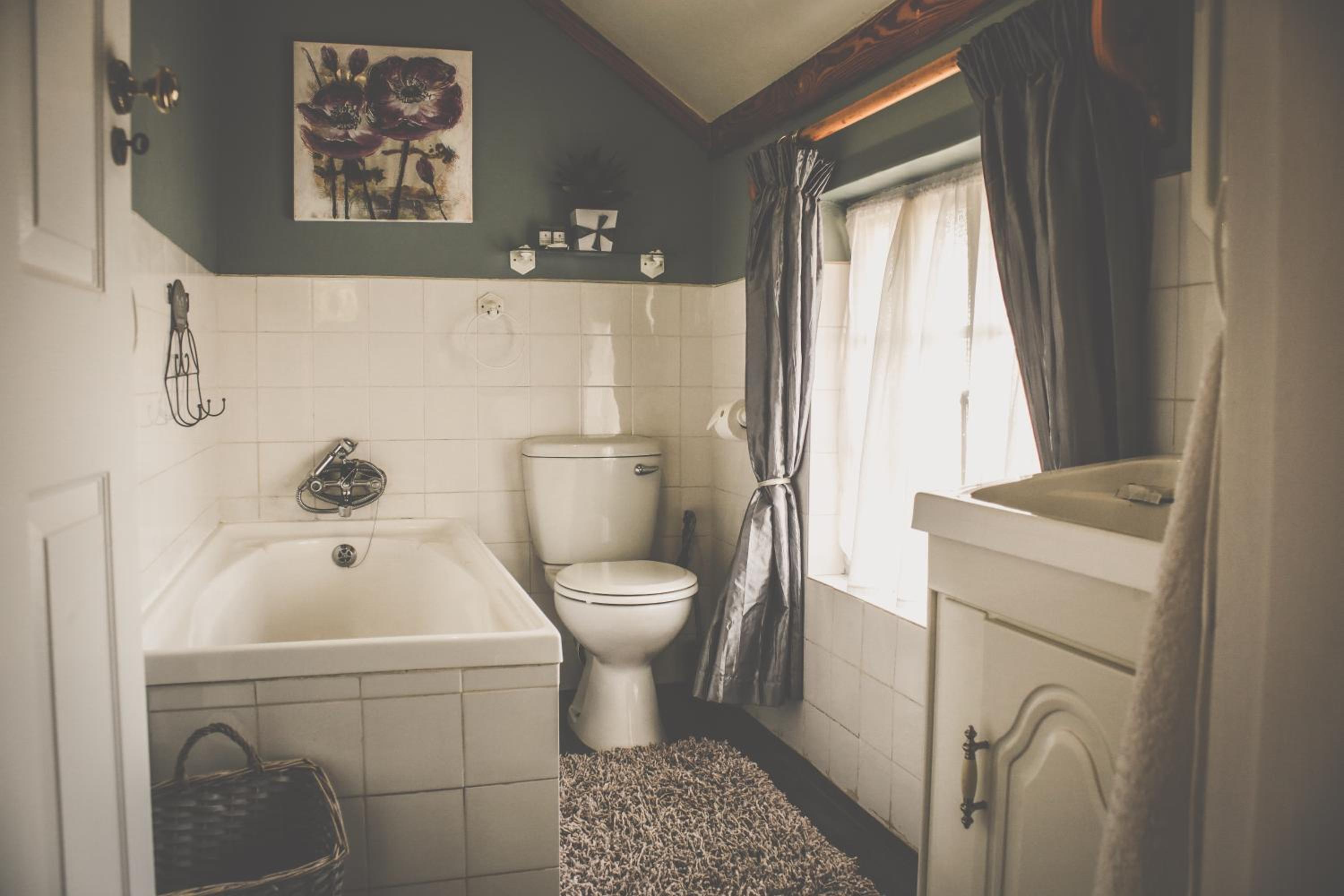 Biggy Best Boutique Hotel & Self Catering Cottages