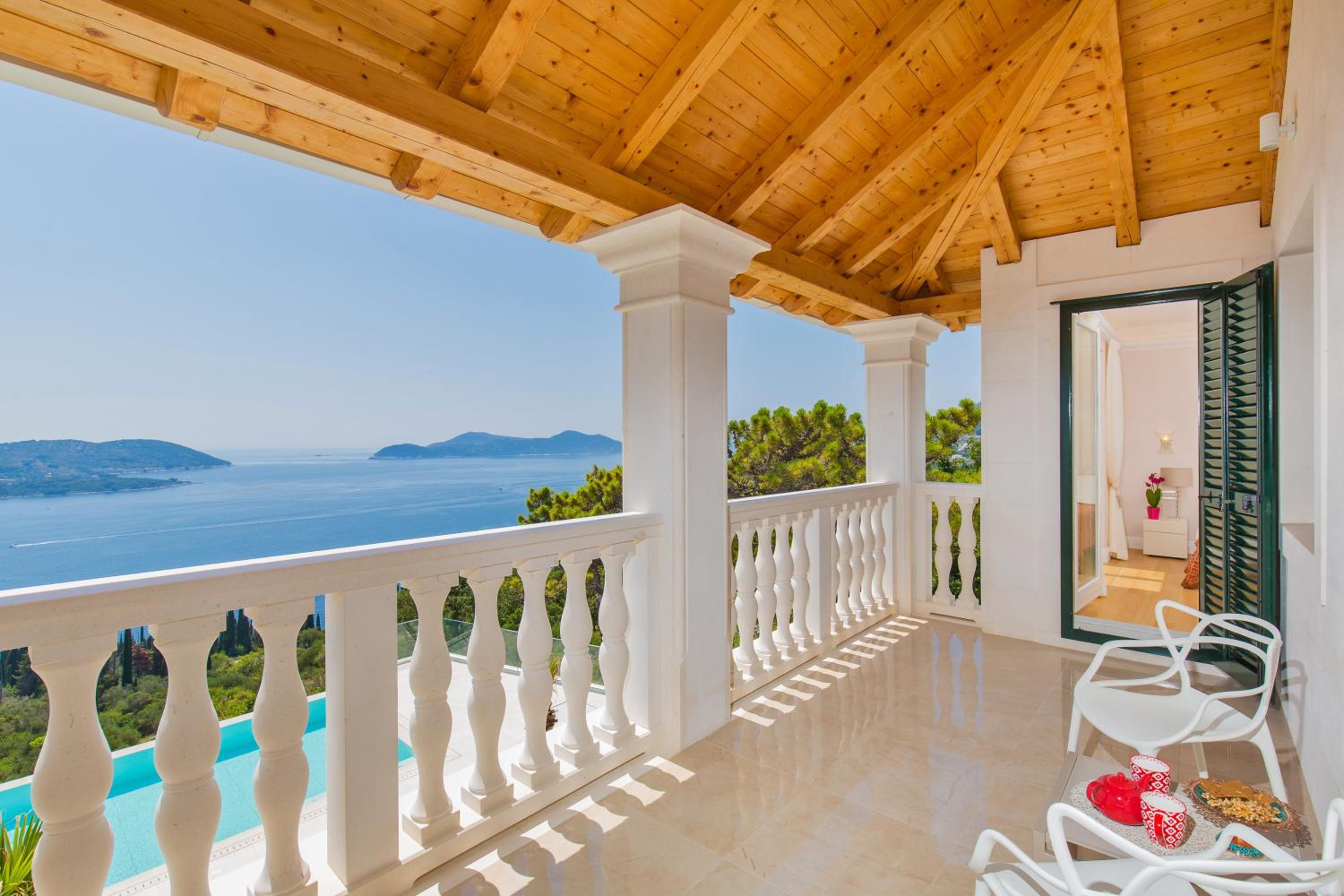 Villa Touran view 4