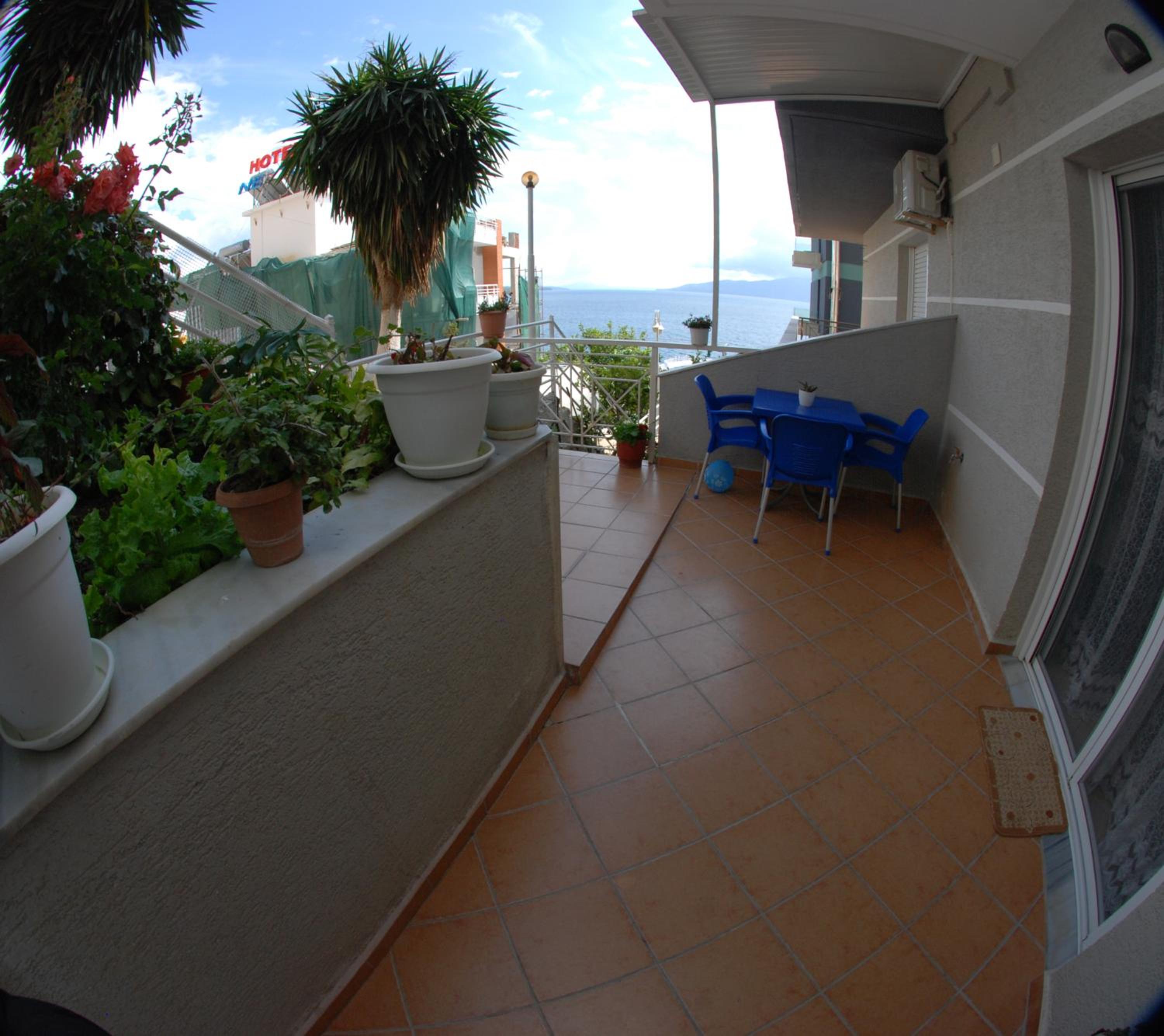 Eduart apartments