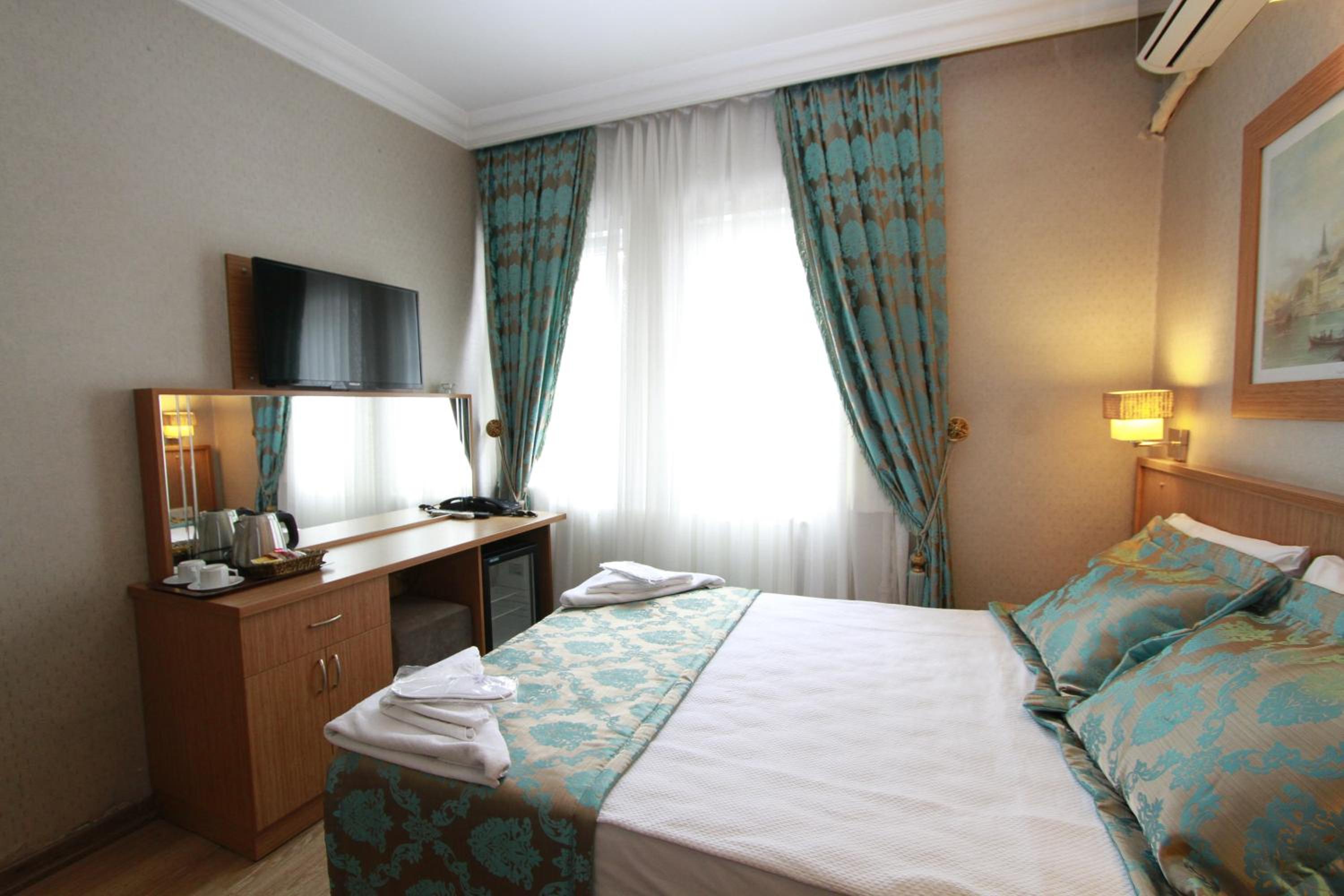 Agora Boutique Hotel & Bistro - Image 46