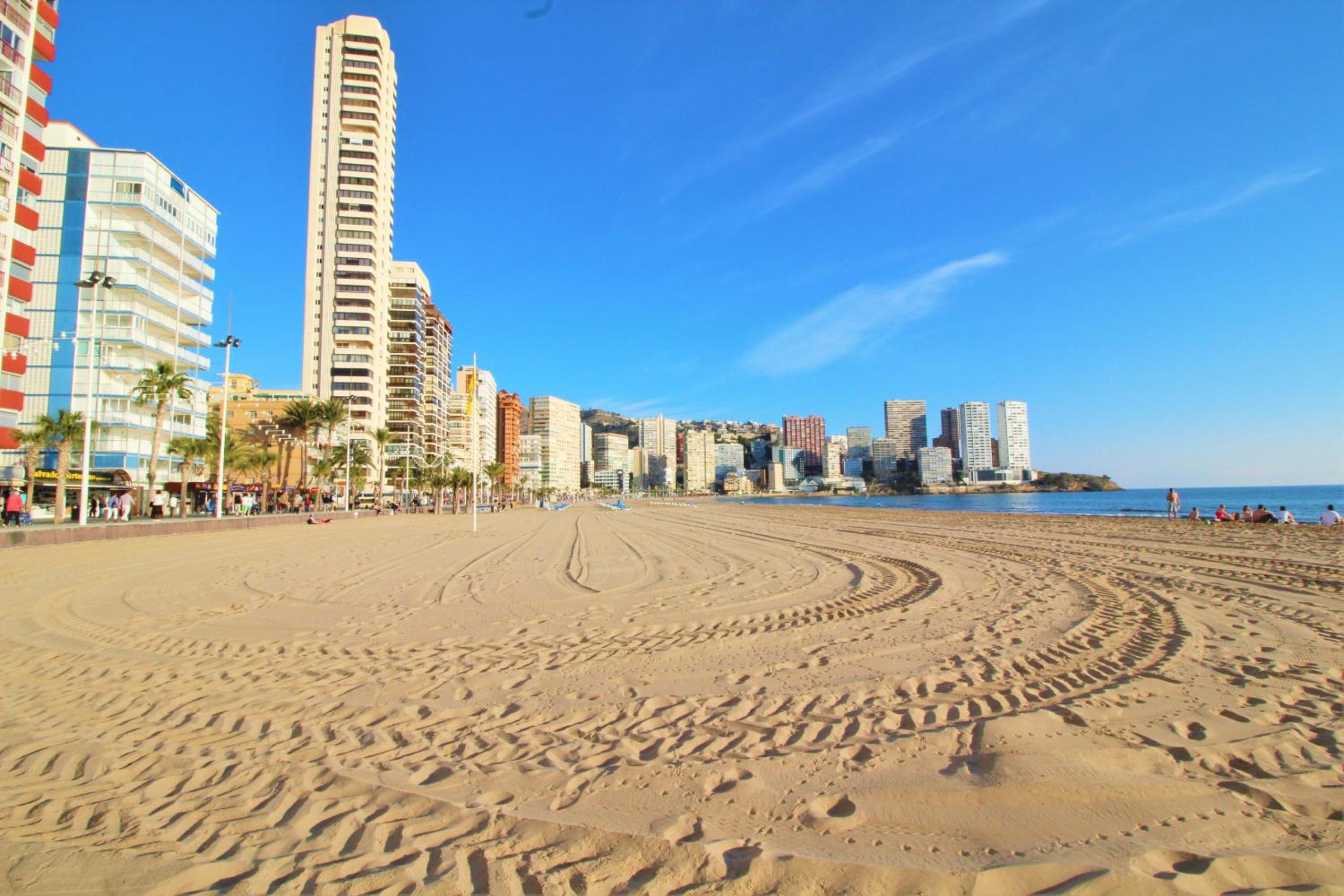 Las Damas 23-C Levante Beach view 3