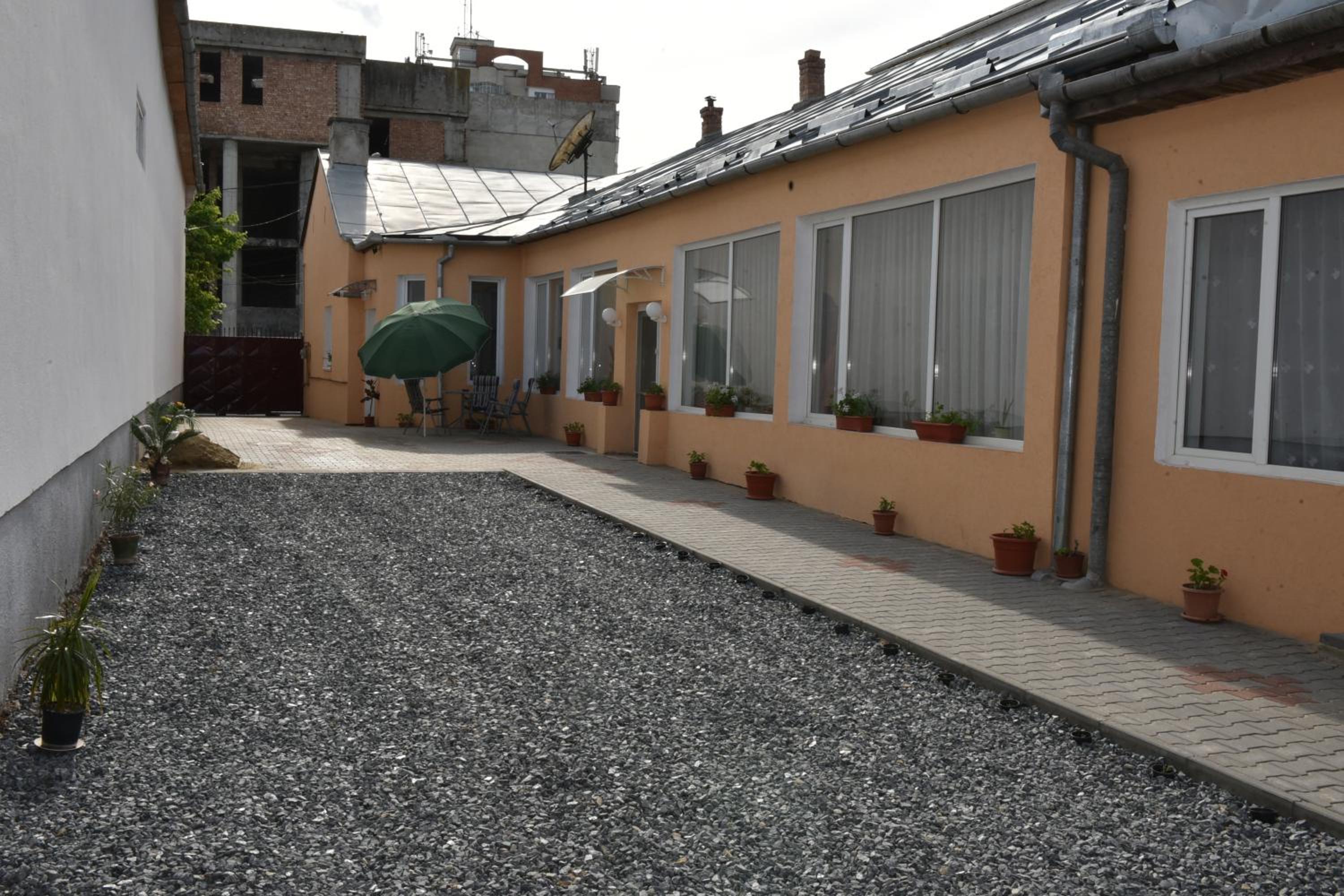 Photo 46