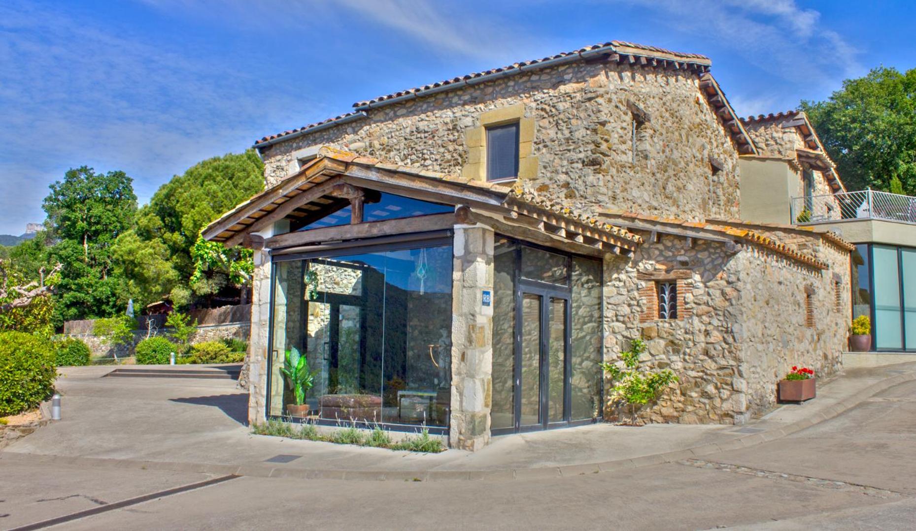 Masia d'Amer - Complex rural amb encant view 4