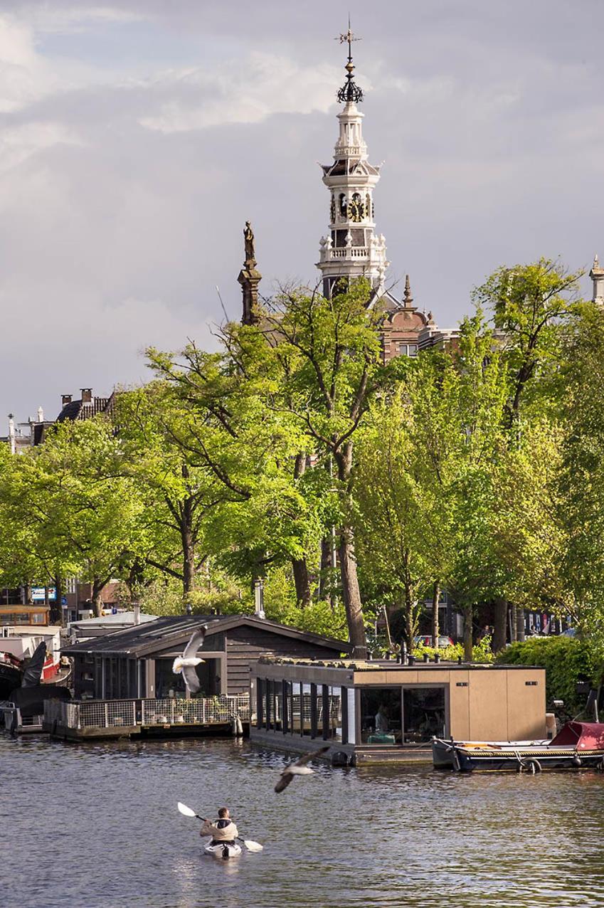 Houseboat Amsterdam - Room with a view