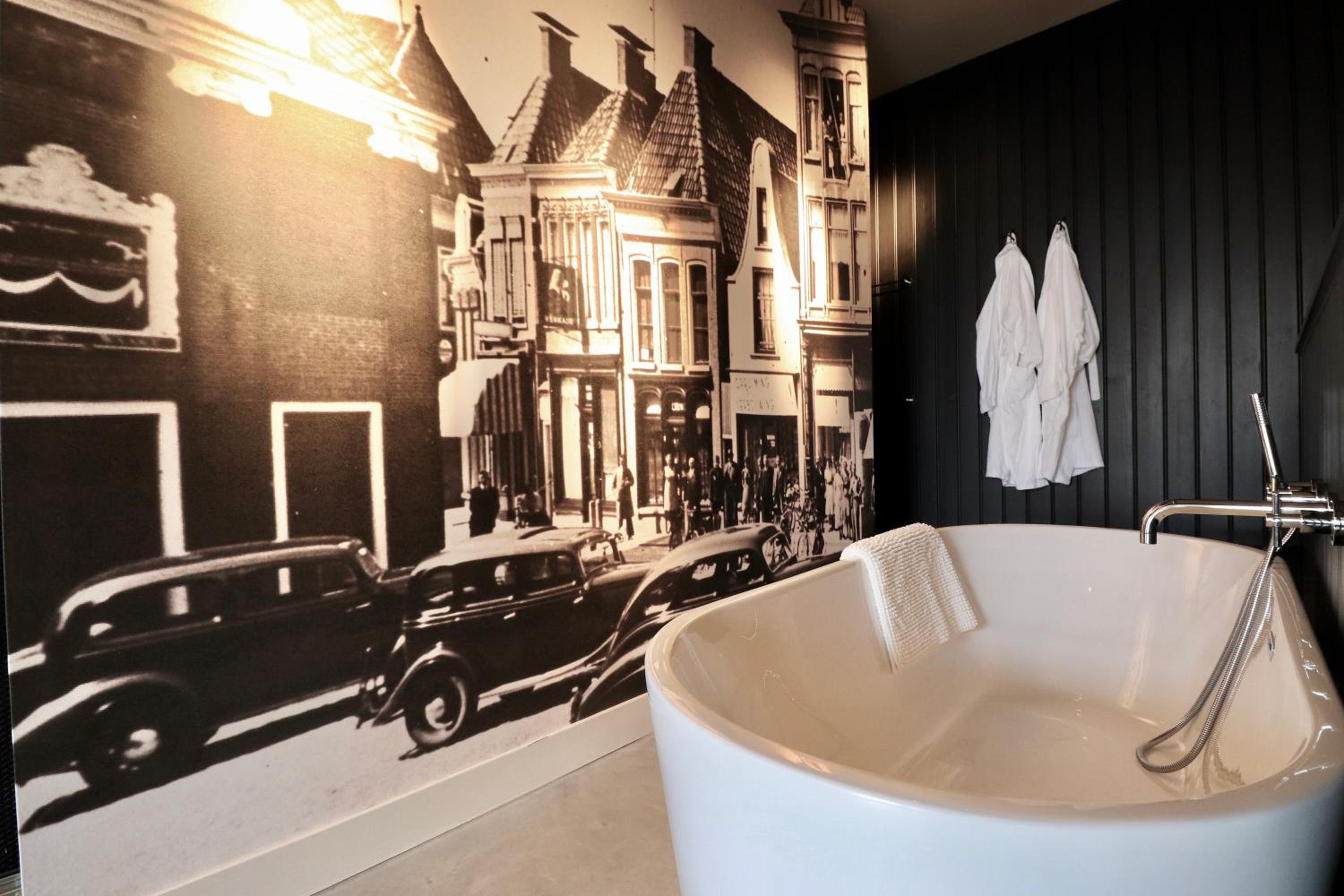 Van der Gang Suites uniek design in hartje Dokkum view 2