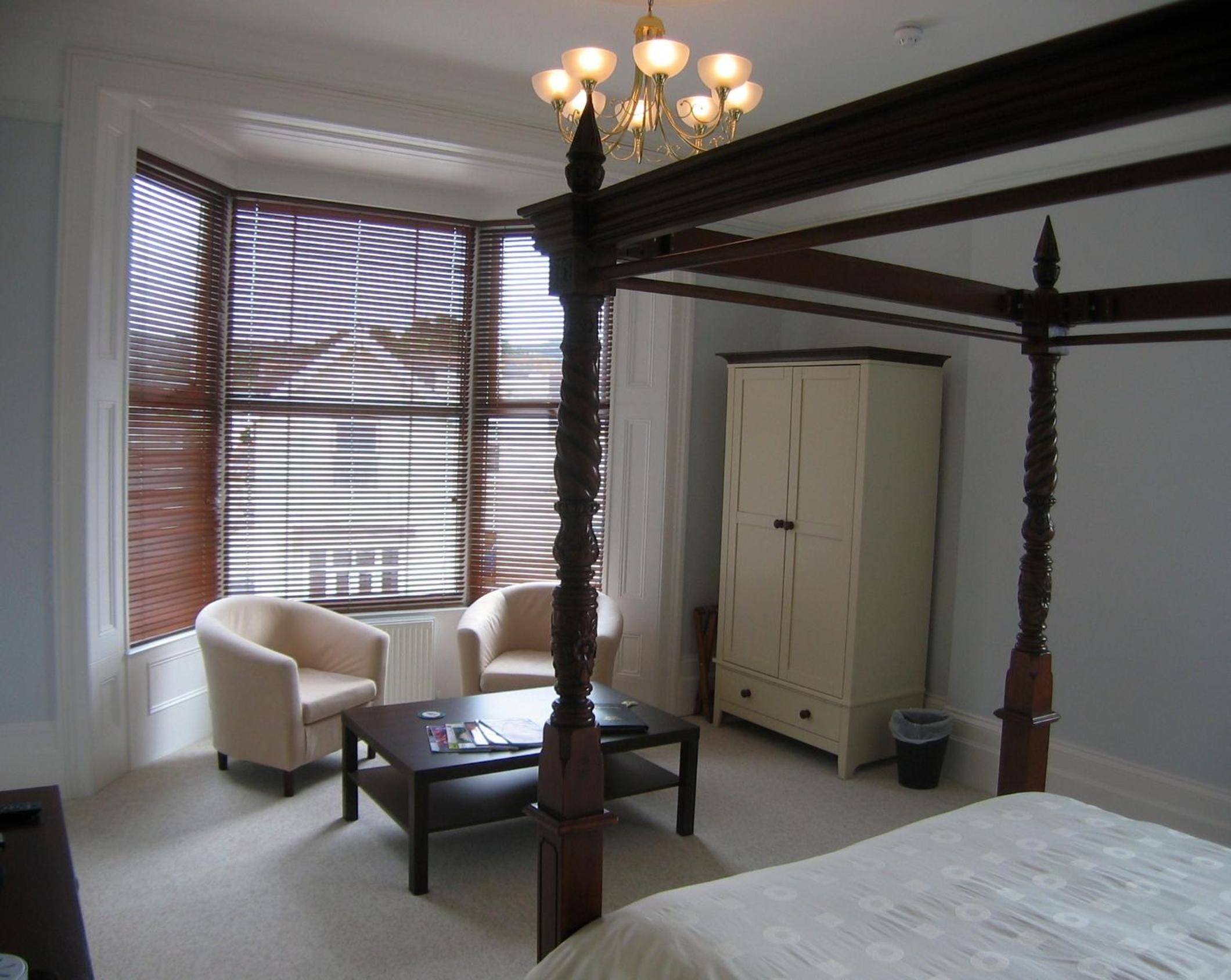 The Snowdon House
