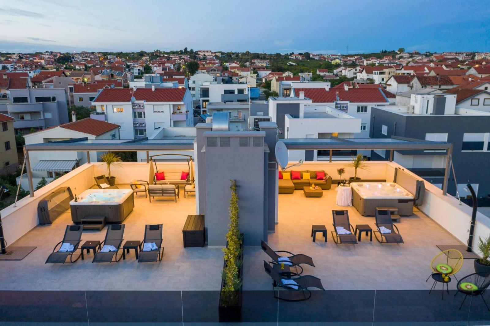 Luxury Majpruz Suites