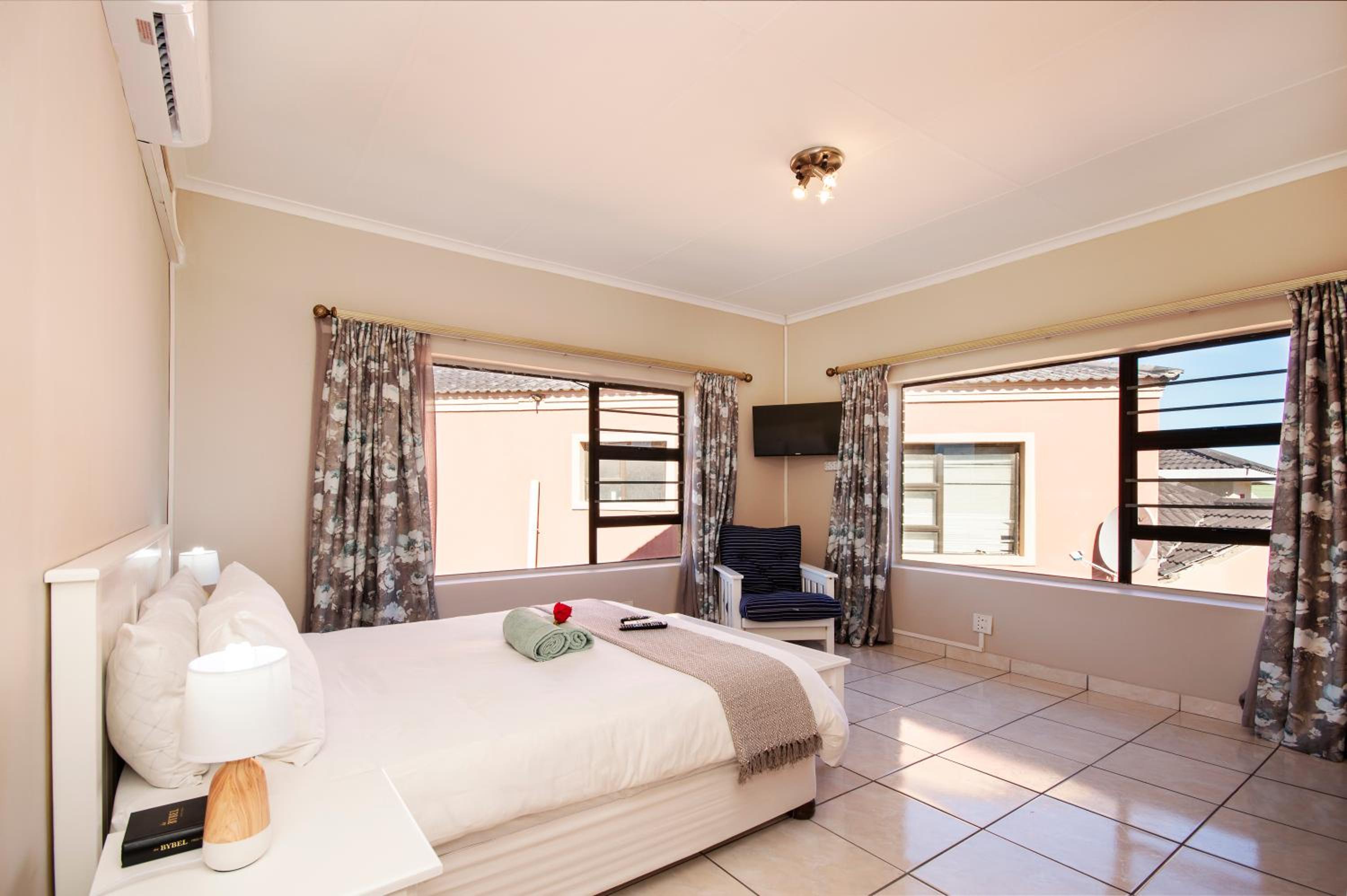 King Guest Lodge