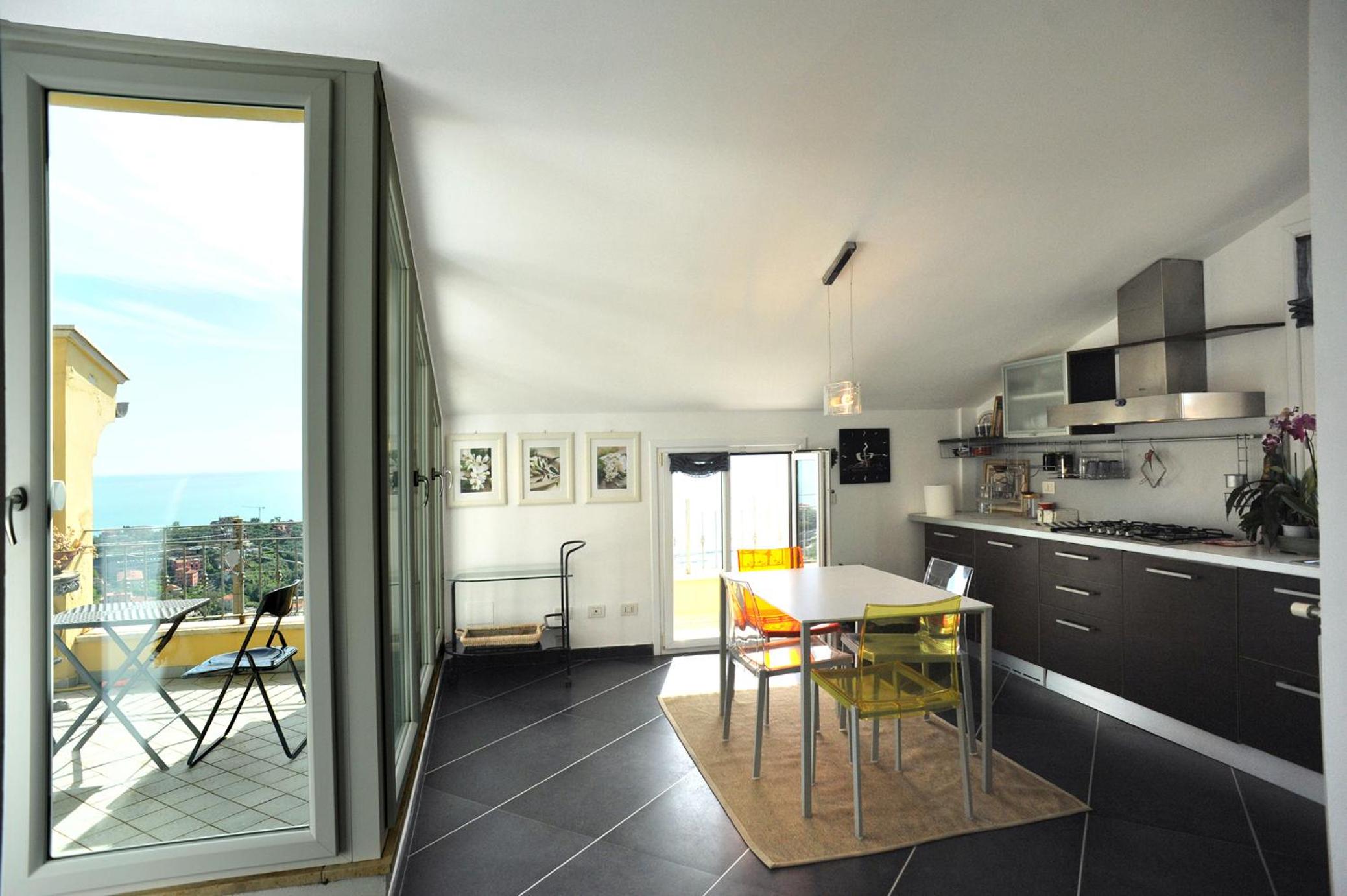 IL golfo artisti e poeti villa thea view 4