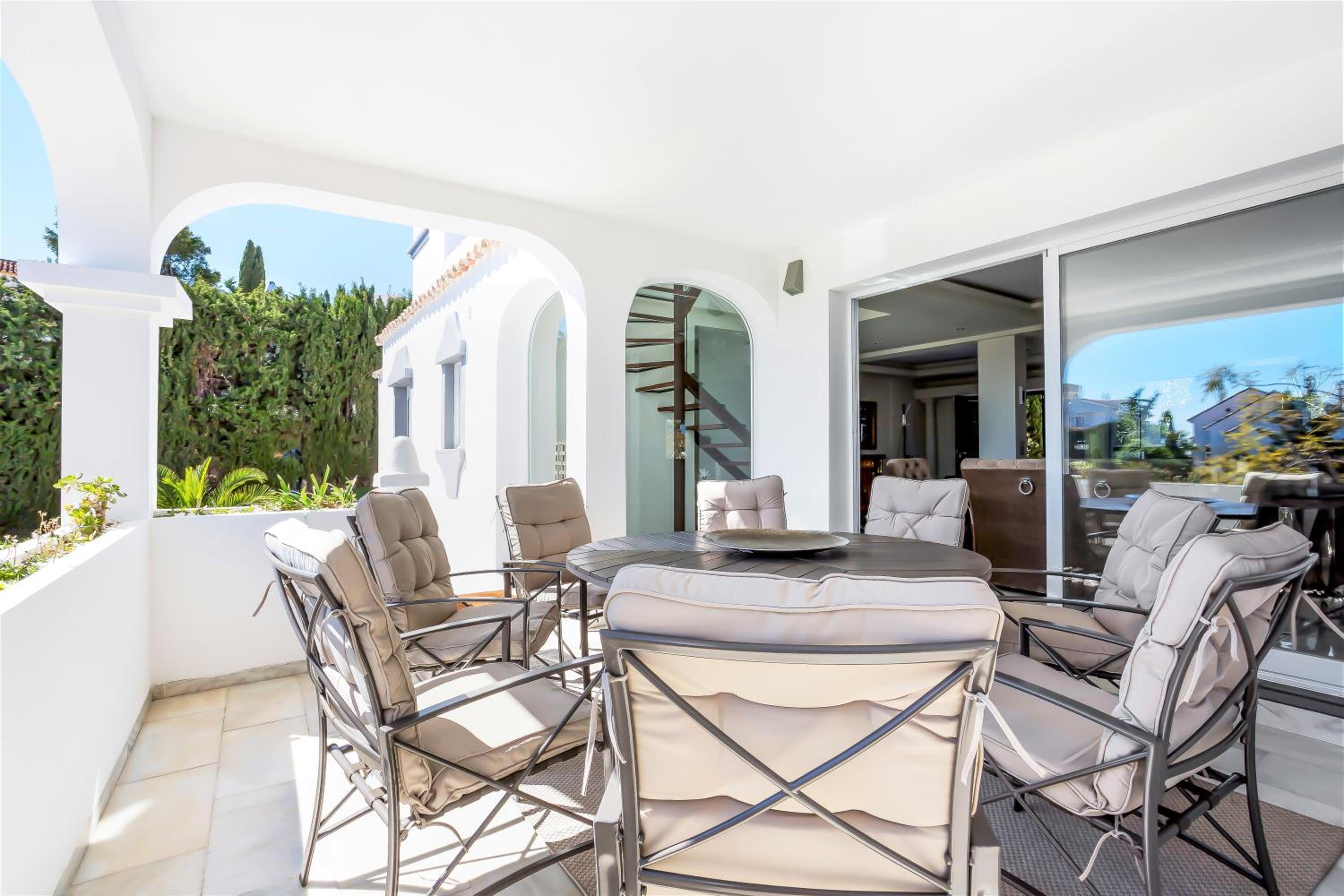 Luxury Villa Marbella with nice garden, Pool and Jacuzzi BY Varenso Holidays view 4