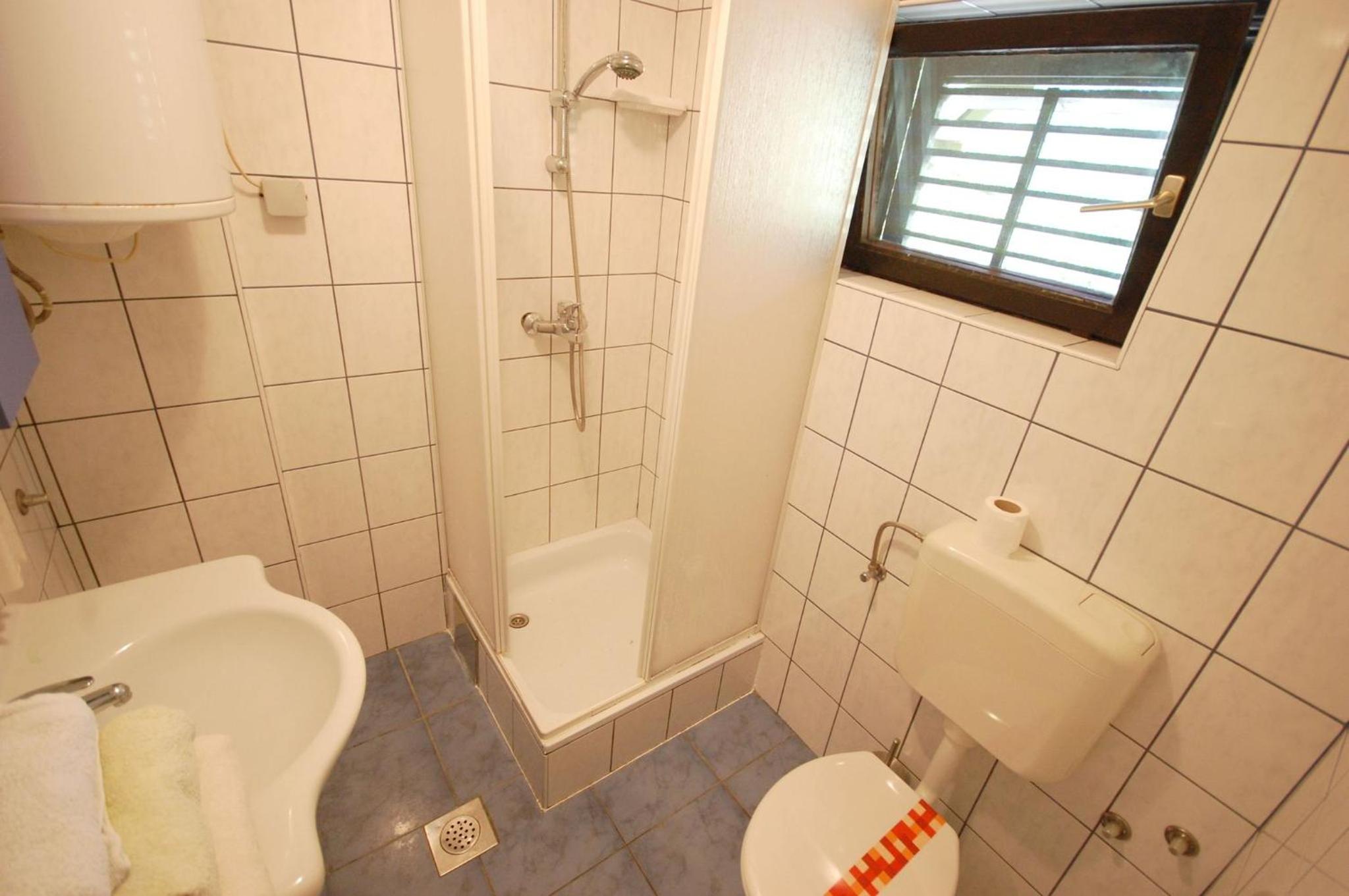 Apartments Juric by El-Pi Tours view 3