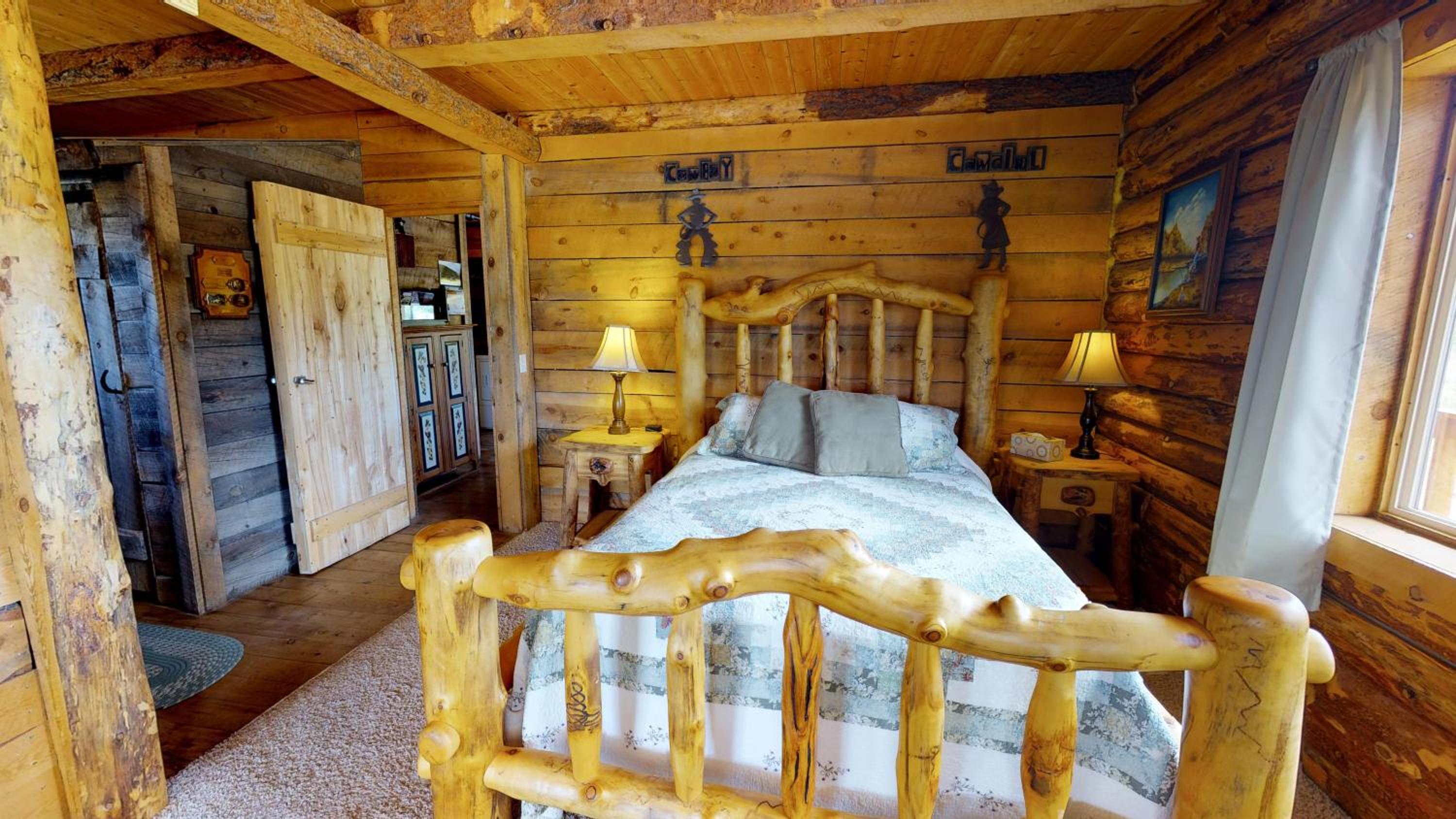 Western Town Retreat view 4