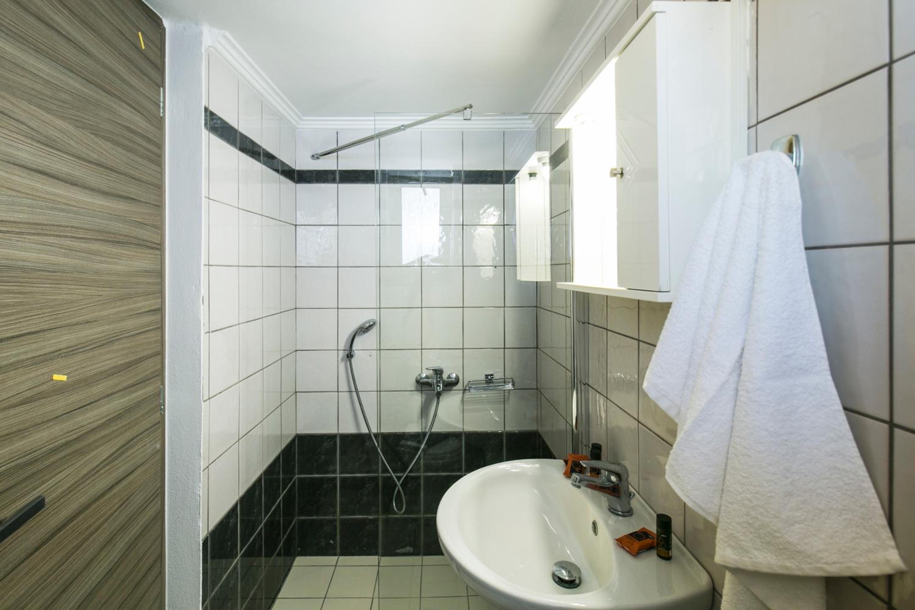 Photo 46