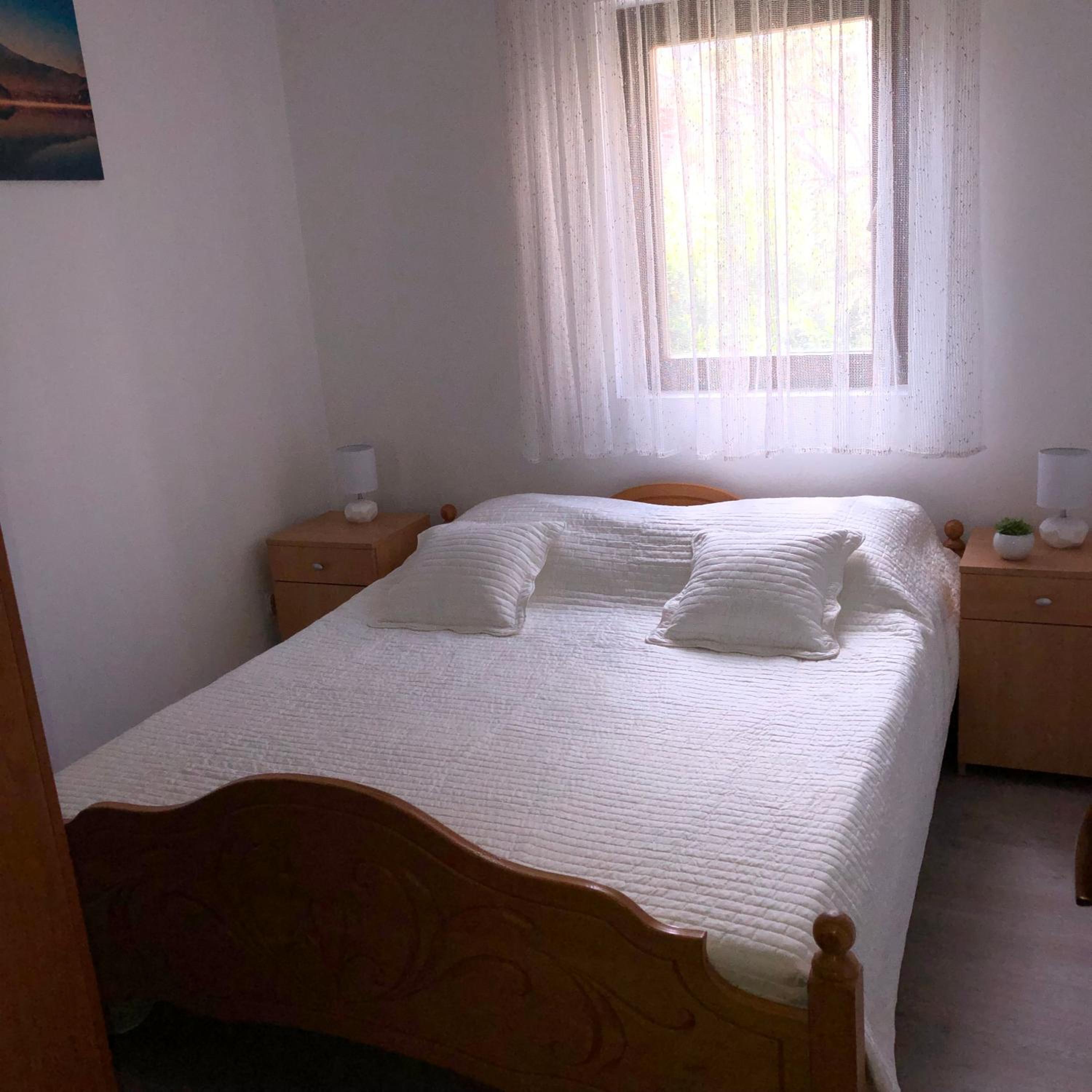 Apartments Vrdoljak