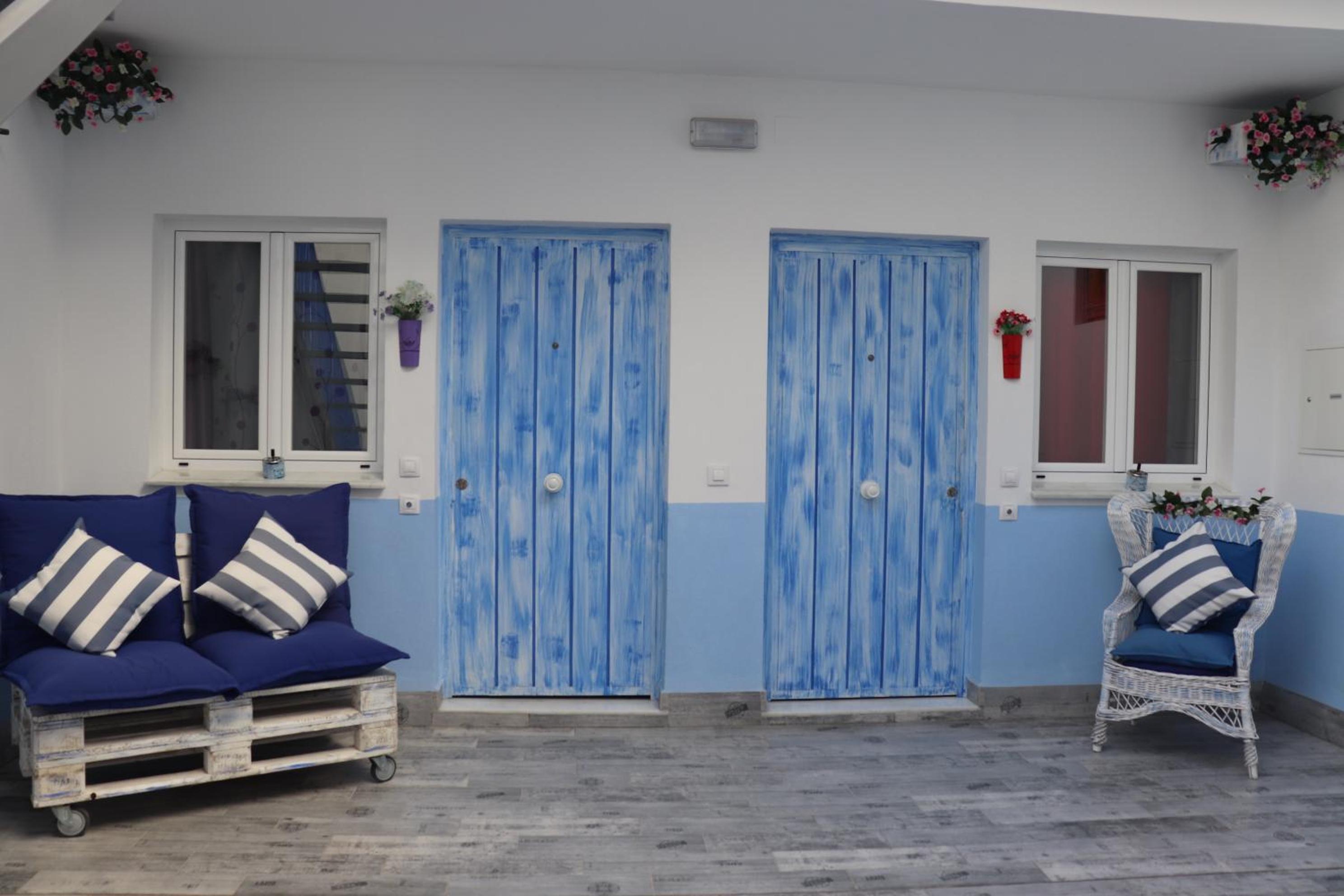 ASTUTO 21 Suites - Adults Only