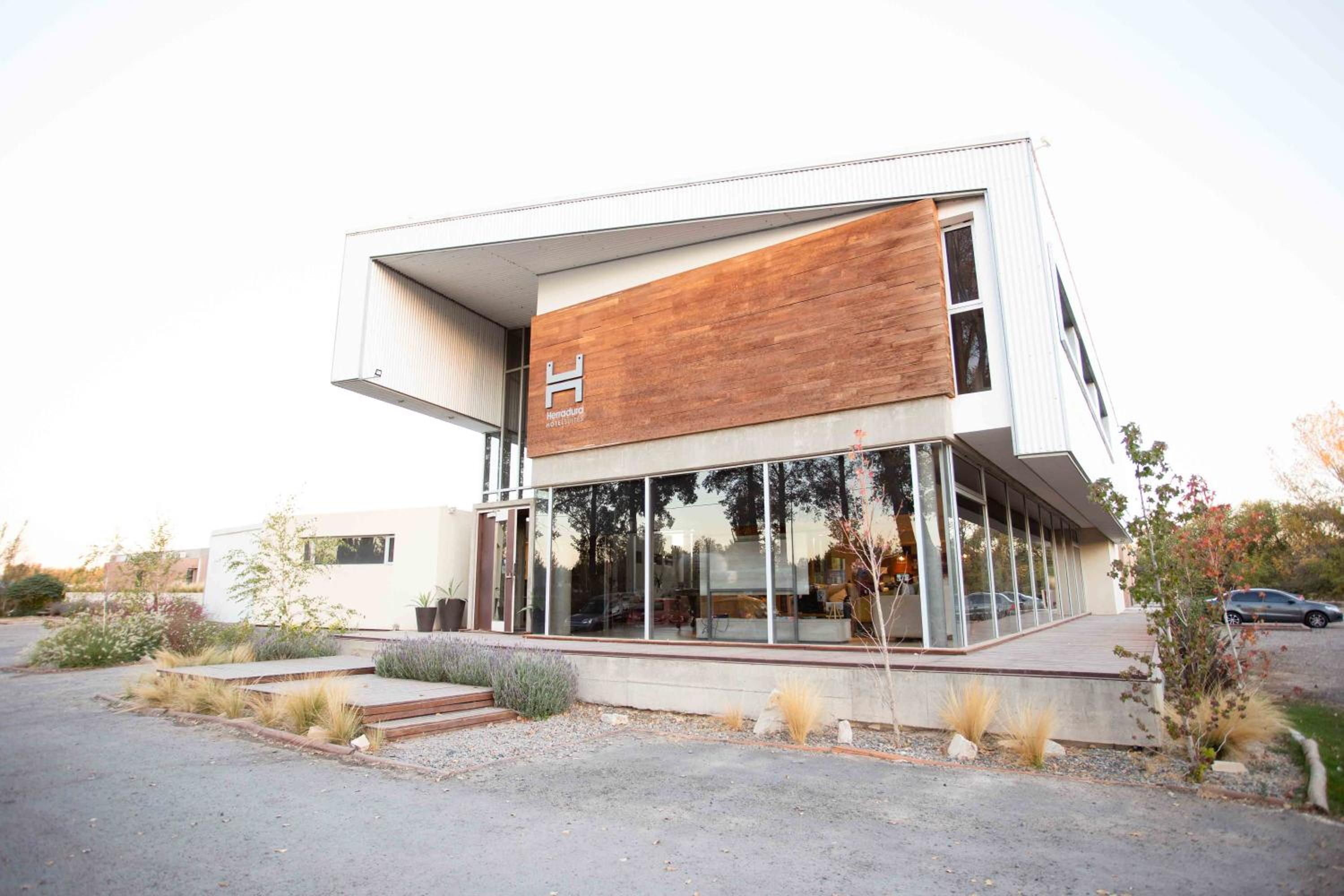 Hotel Herradura Hotel Suites - Image 1