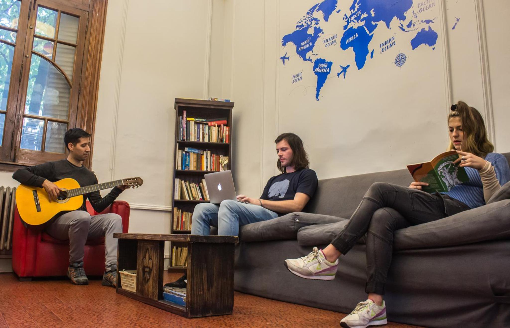 Play Hostel Arcos
