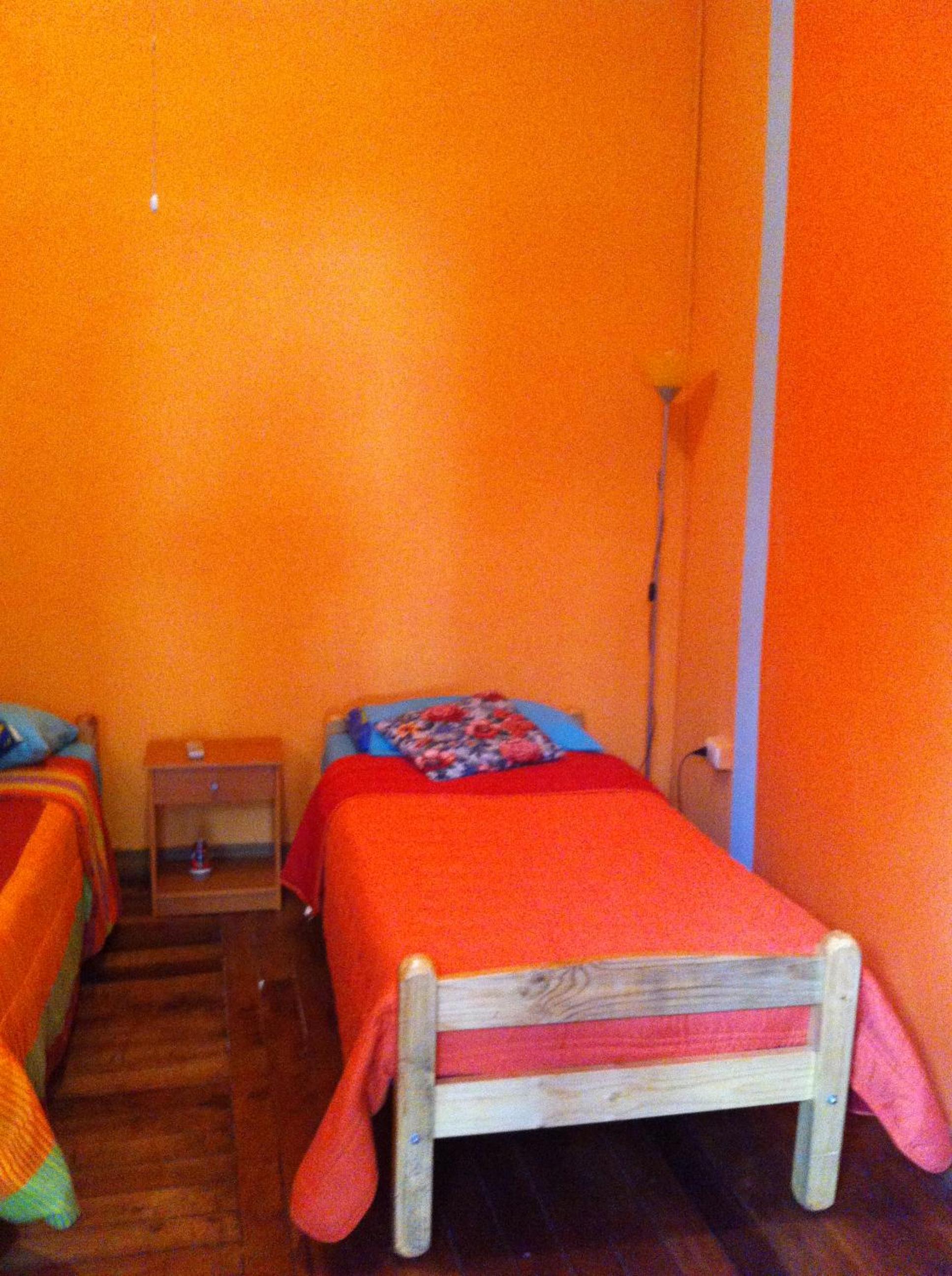 Hostal Tricontinental
