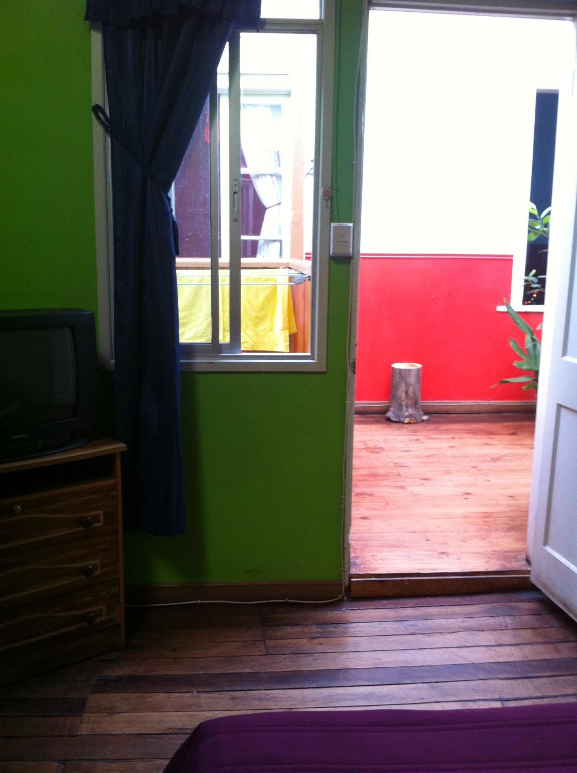 Hostal Tricontinental