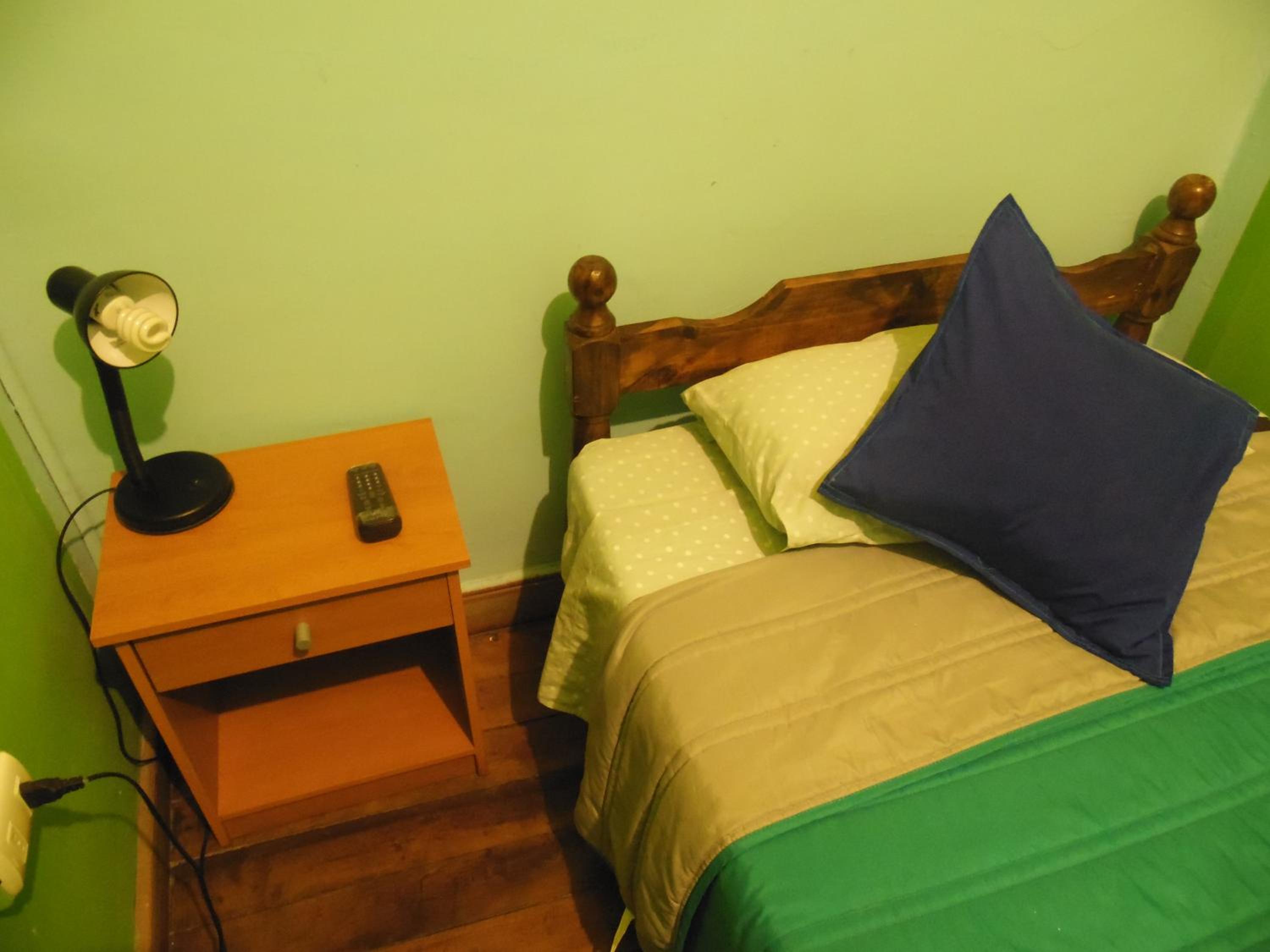 Hostal Tricontinental
