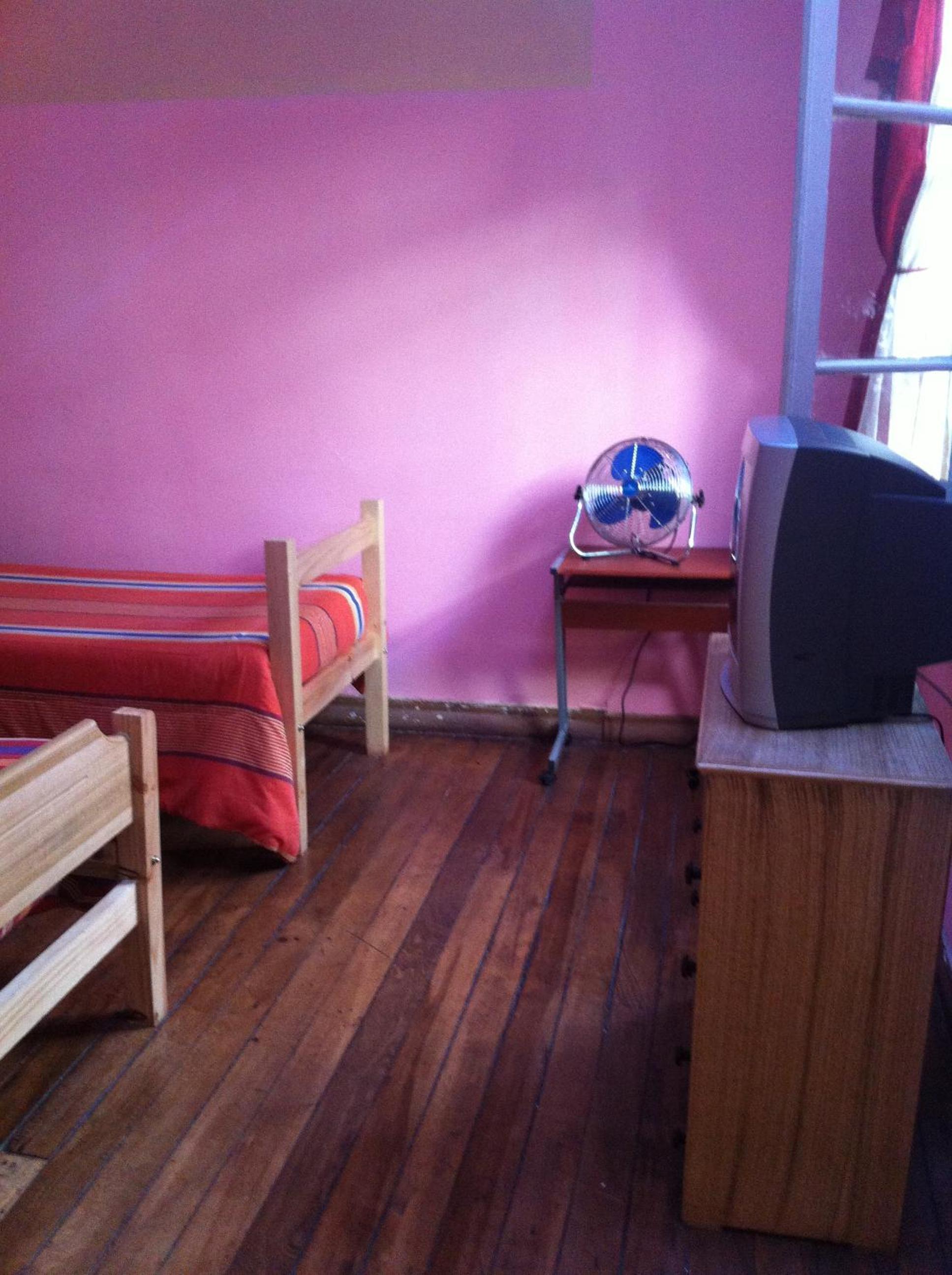 Hostal Tricontinental
