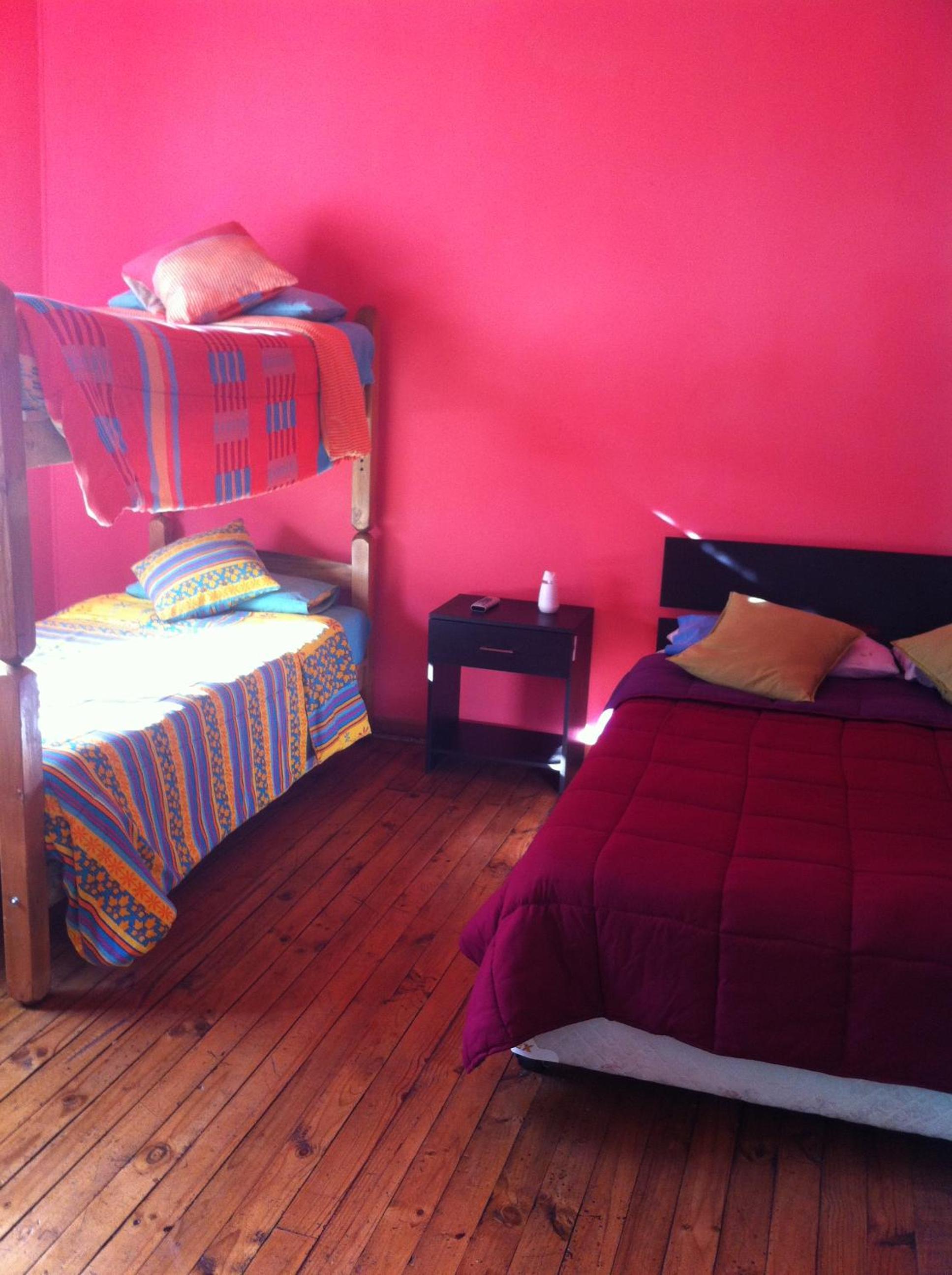 Hostal Tricontinental
