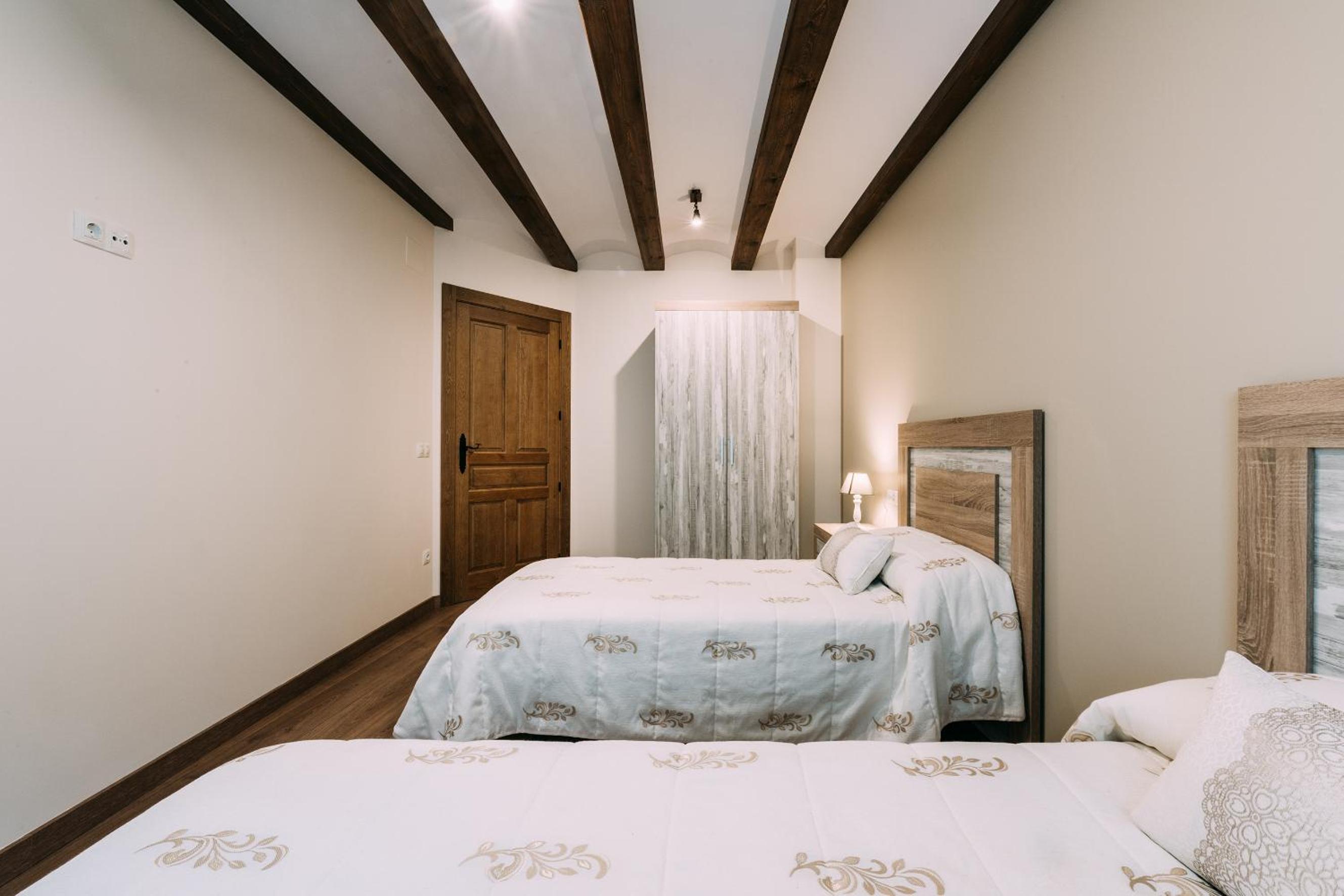Photo 36