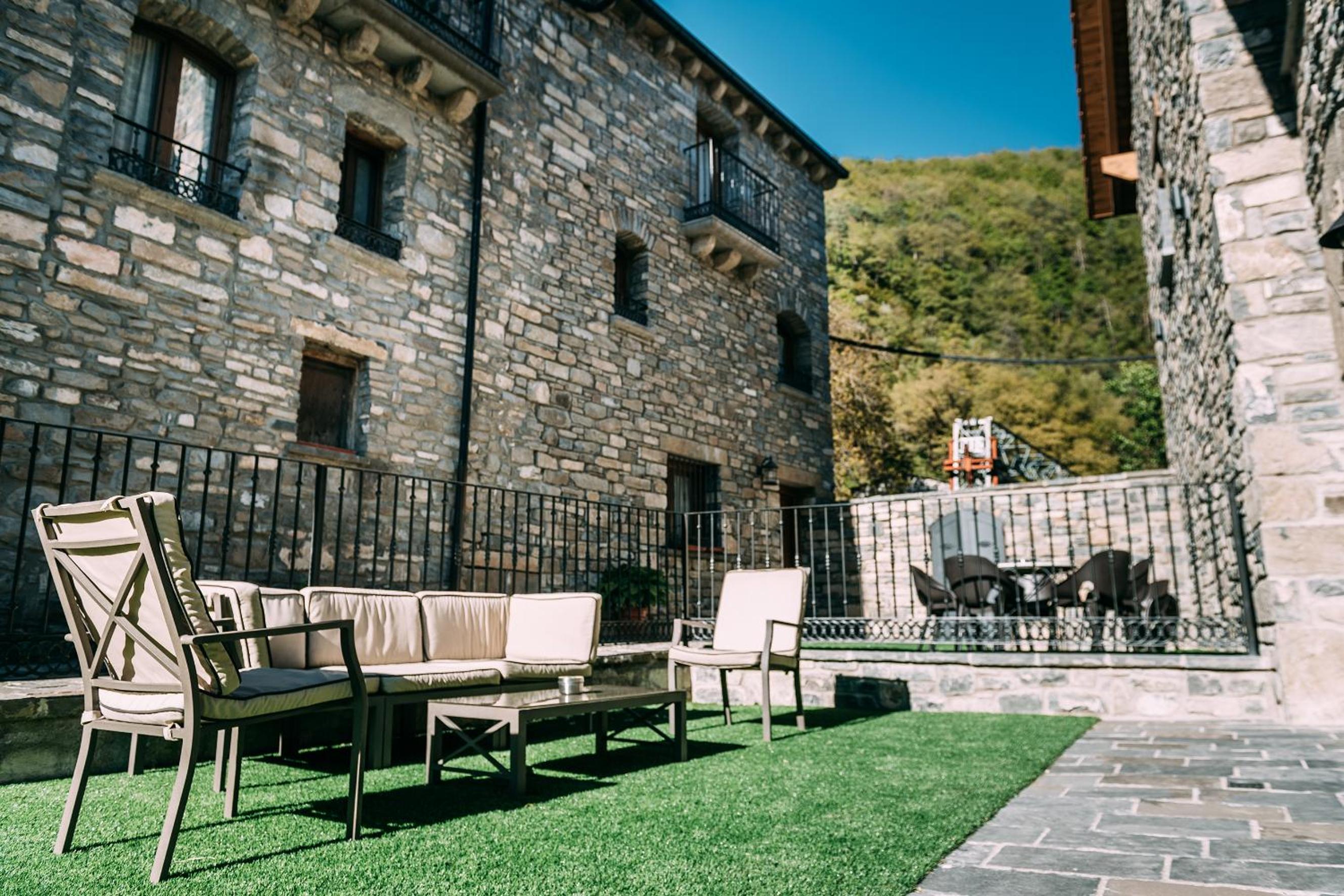 Casa Rural Monte Perdido view 2