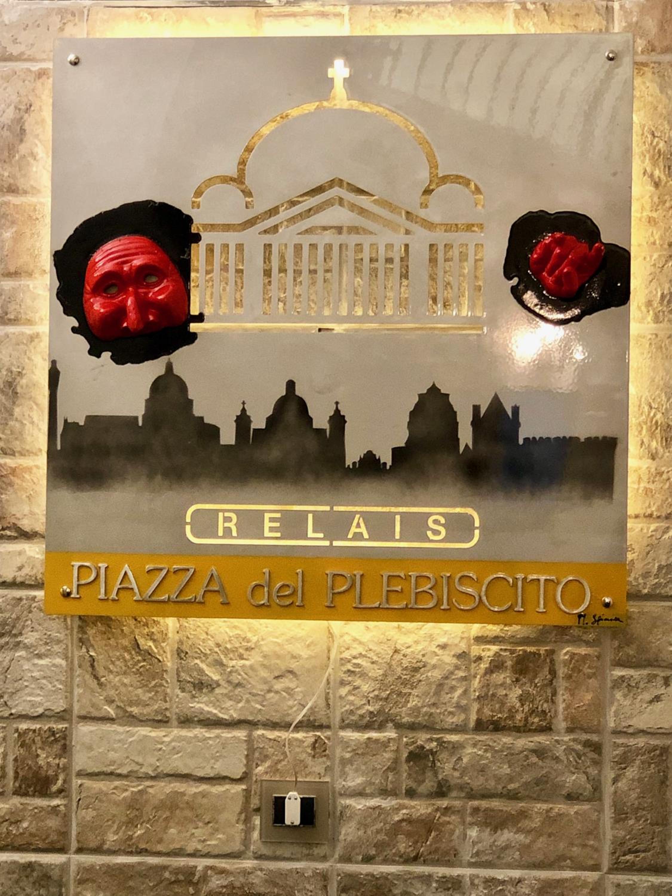 Relais Piazza Del Plebiscito B&B