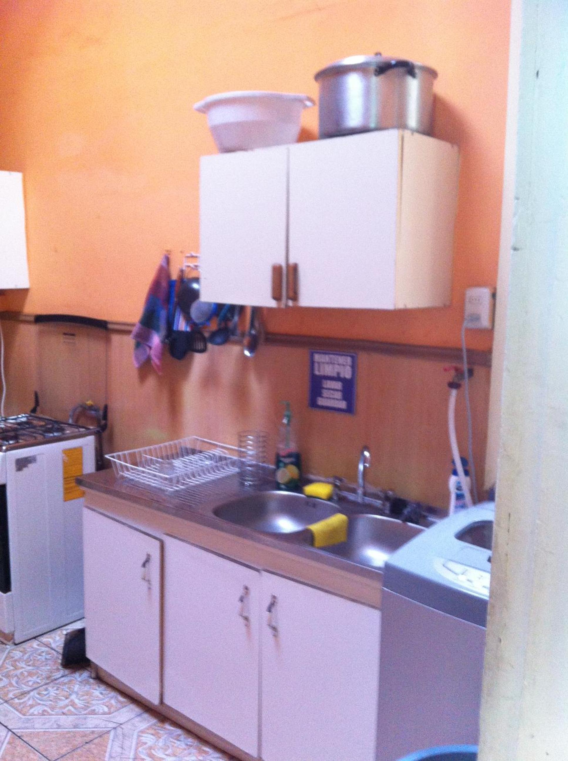 Hostal Tricontinental