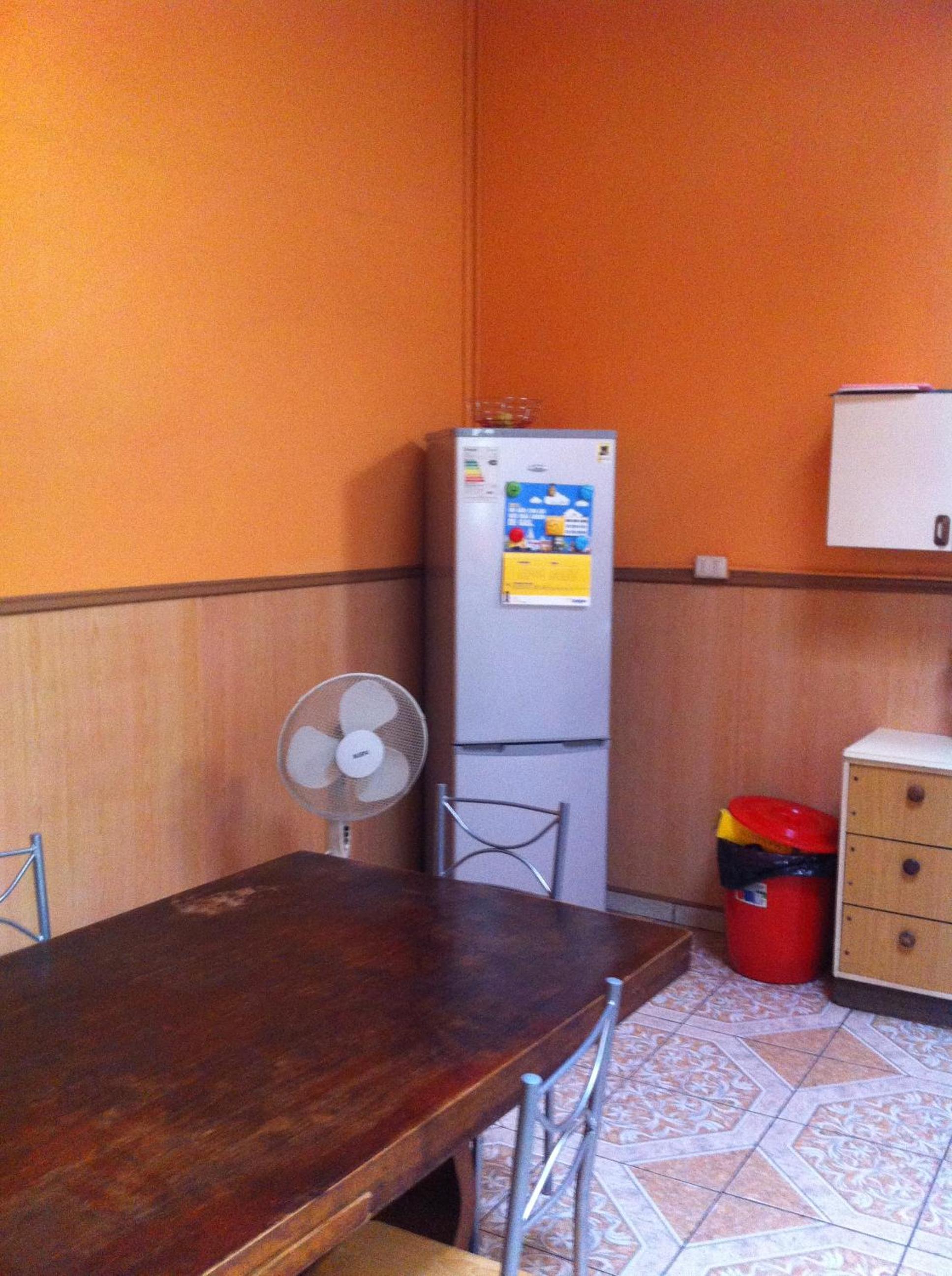 Hostal Tricontinental