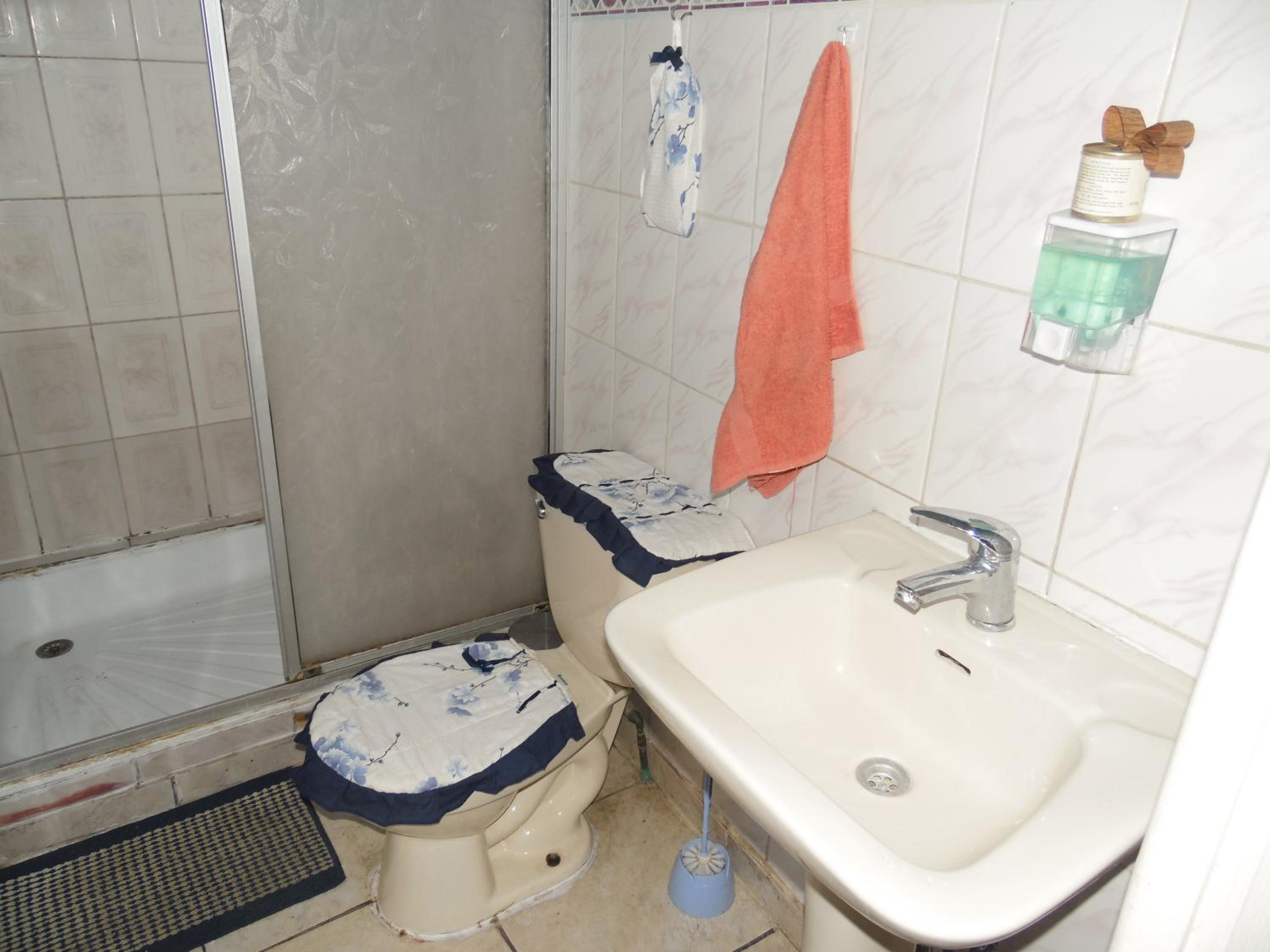 Hostal Tricontinental