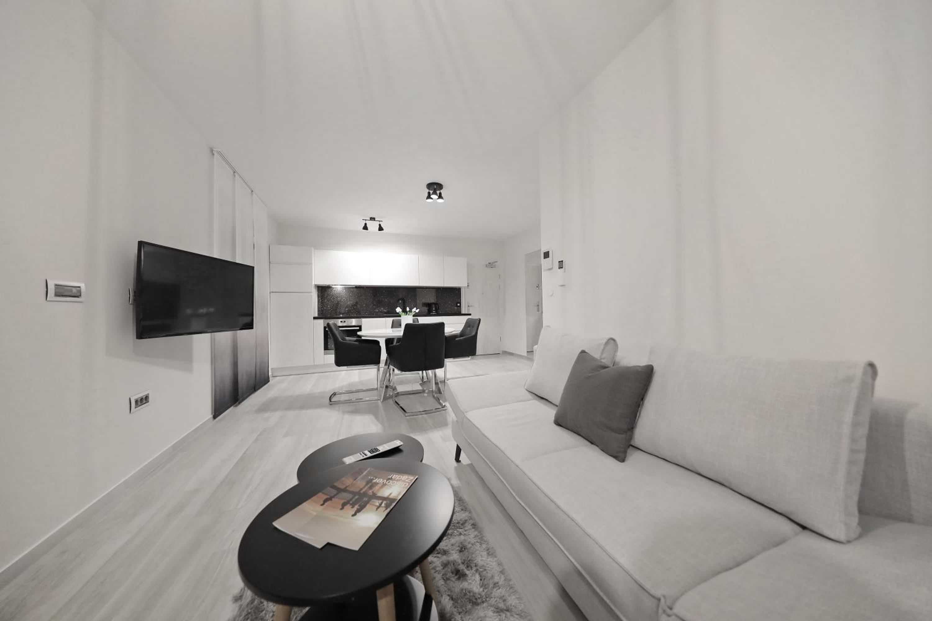 Luxury Majpruz Suites