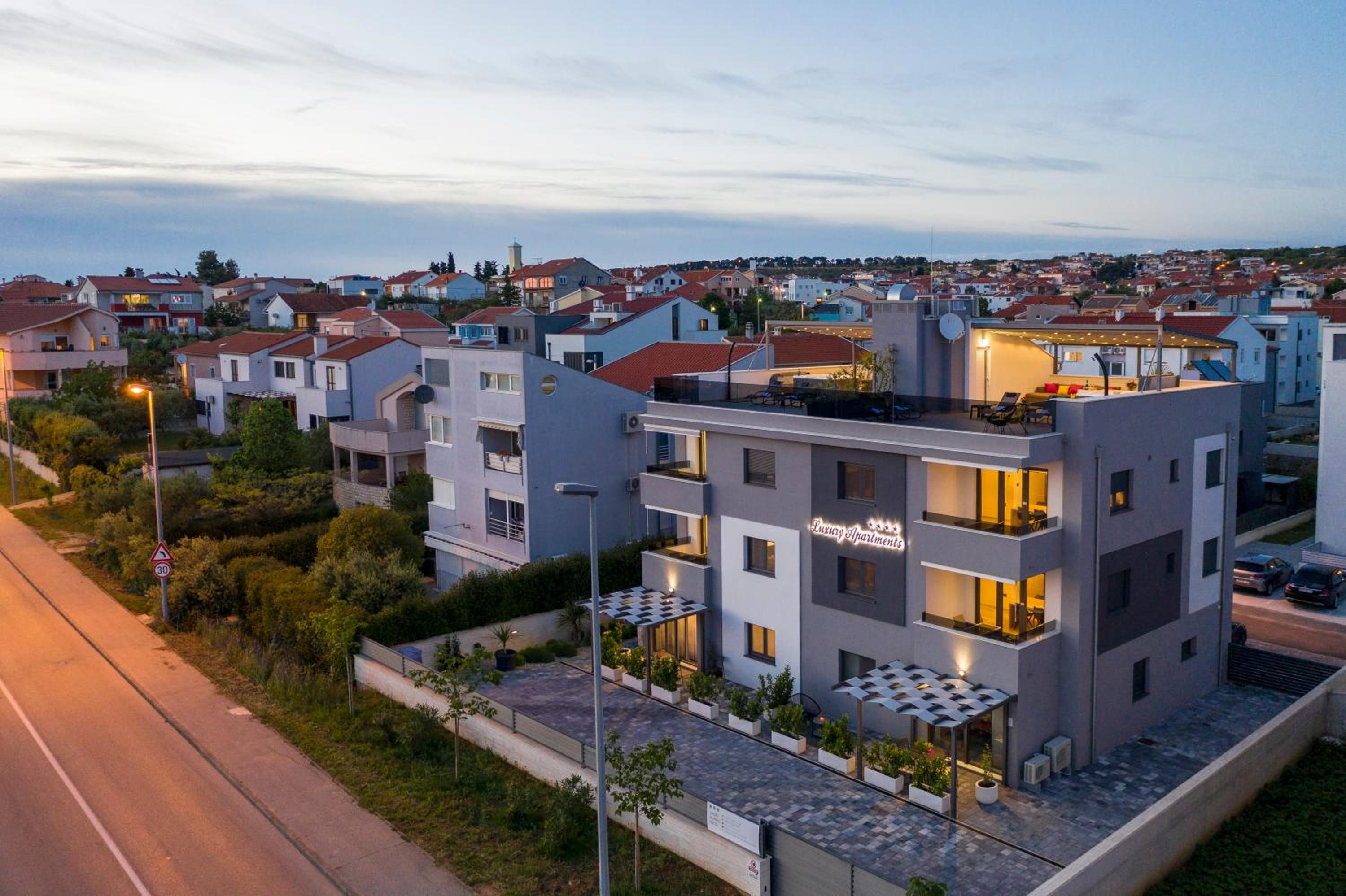 Luxury Majpruz Suites