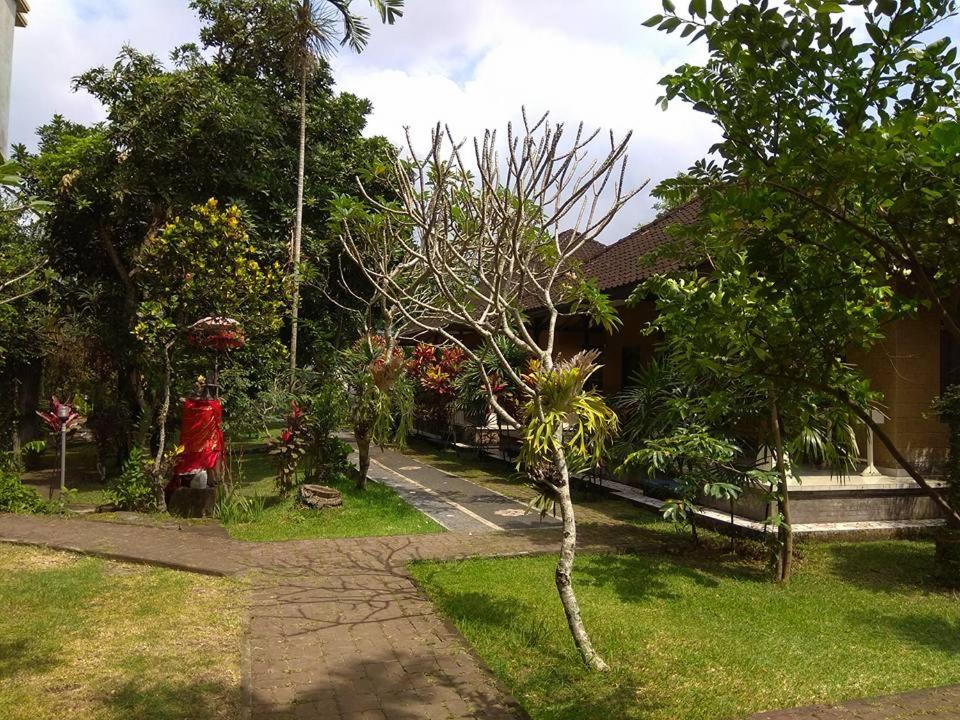 Agung Trisna Bungalows