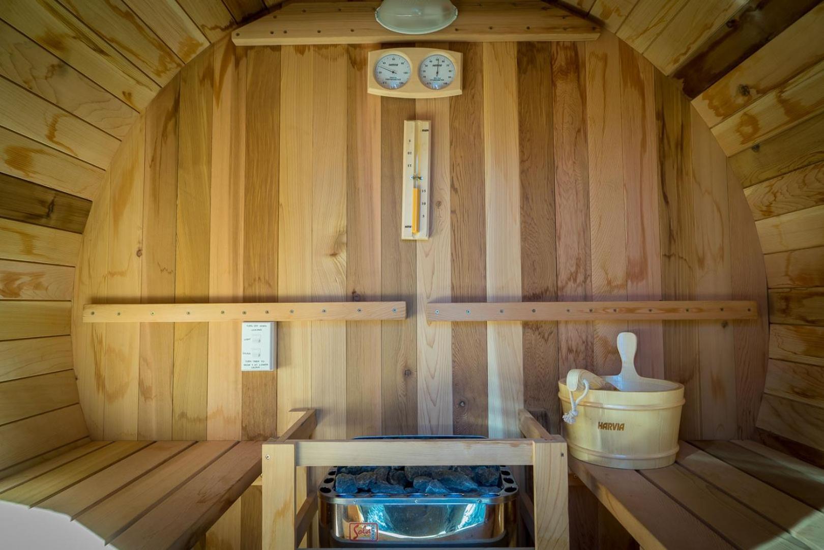 Tasman Holiday Parks - Te Anau - Image 2