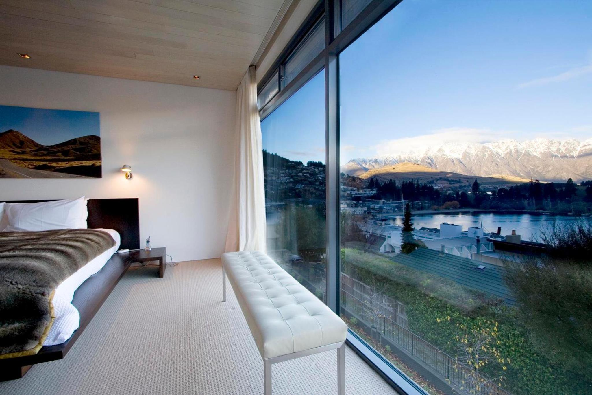 Forty Two by Amazing Accom