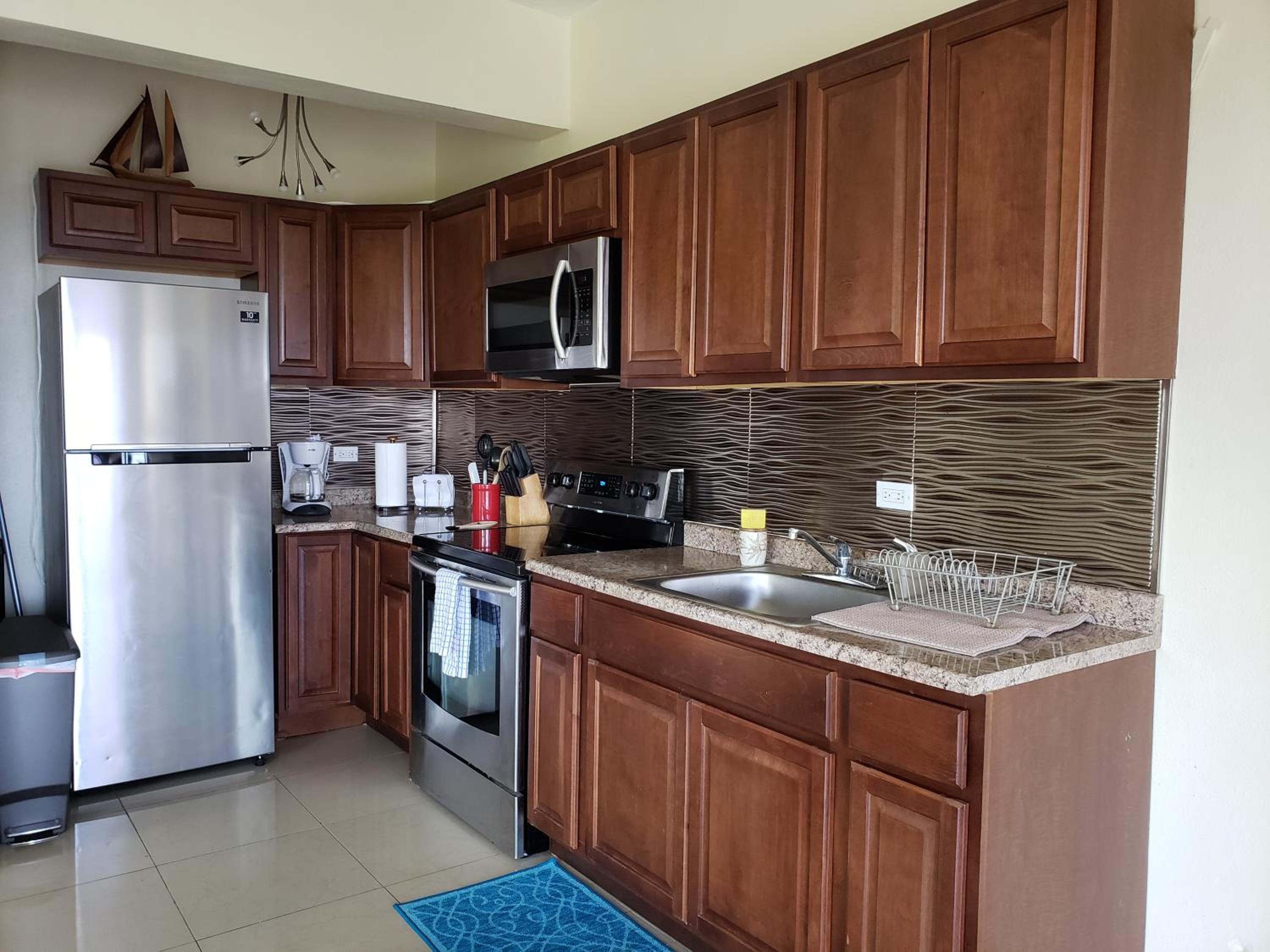 Villa Indigo Sunny 1BR Apartment in Private Gated Estate view 4