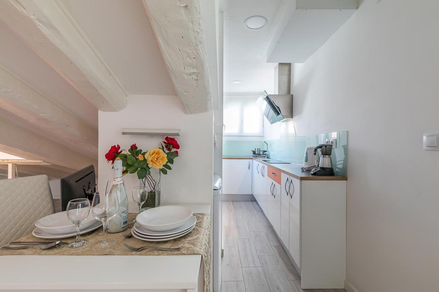 Apartamento Atico en Puerta del Sol view 2