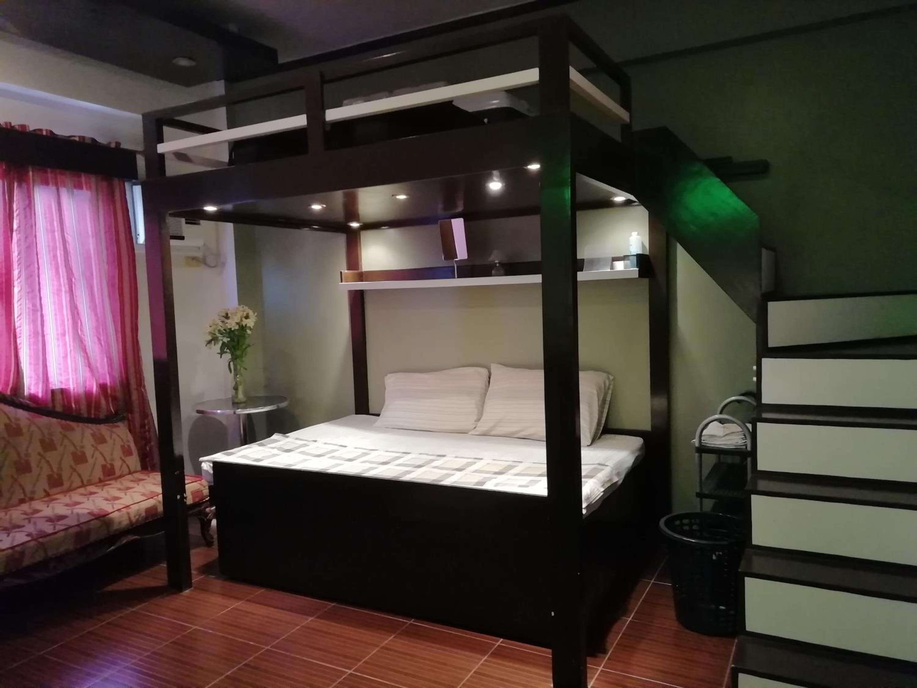 NAIA Airport Fasanvej Studio condo NetflixTv 4pax view 5