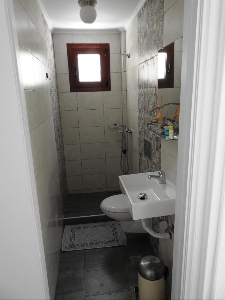 Photo 51