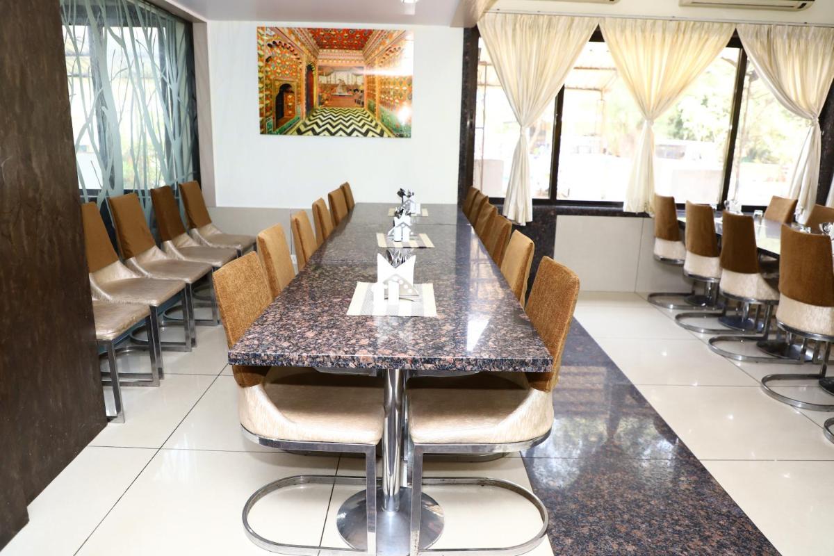 meeting room