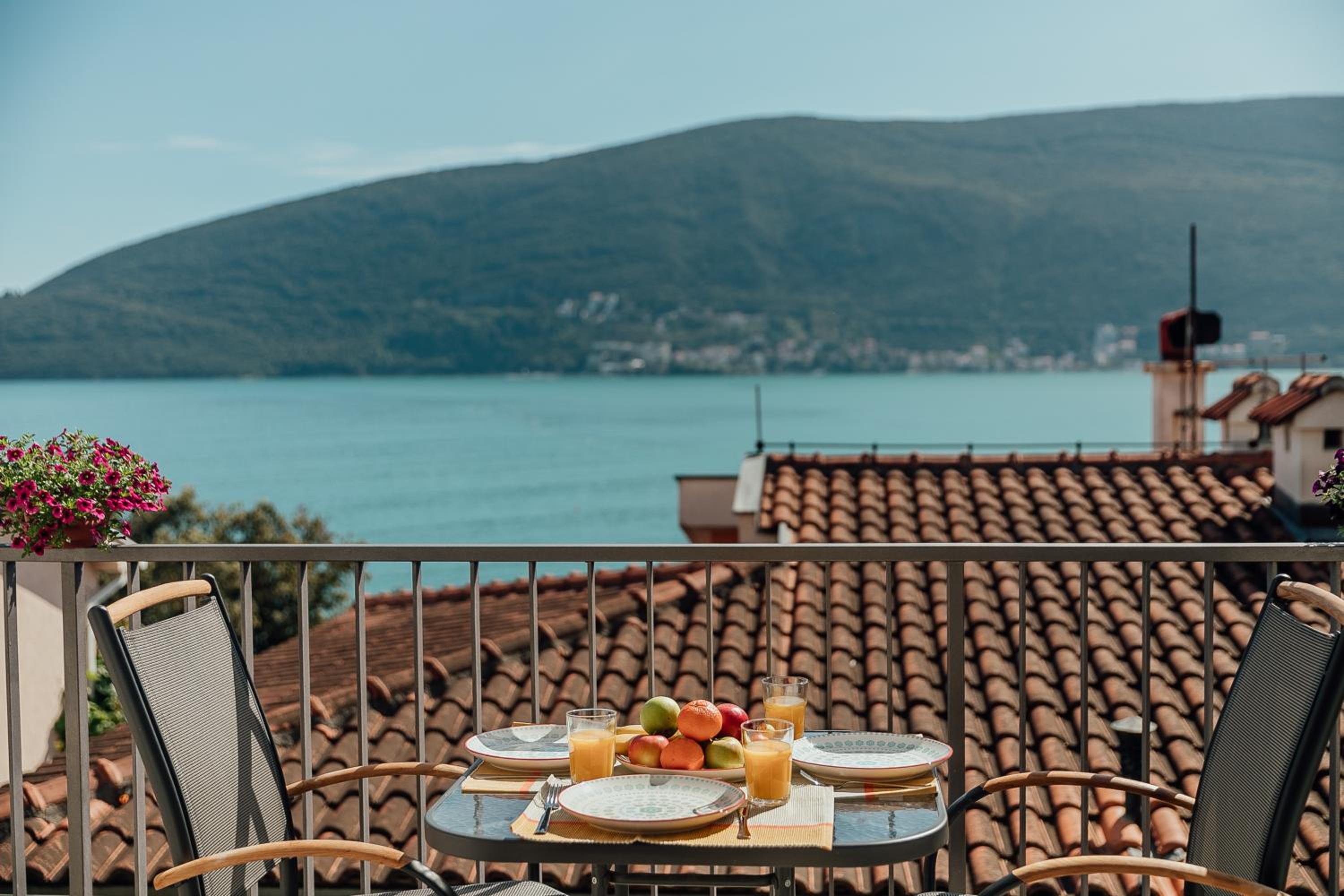 Boka Apartment 5
