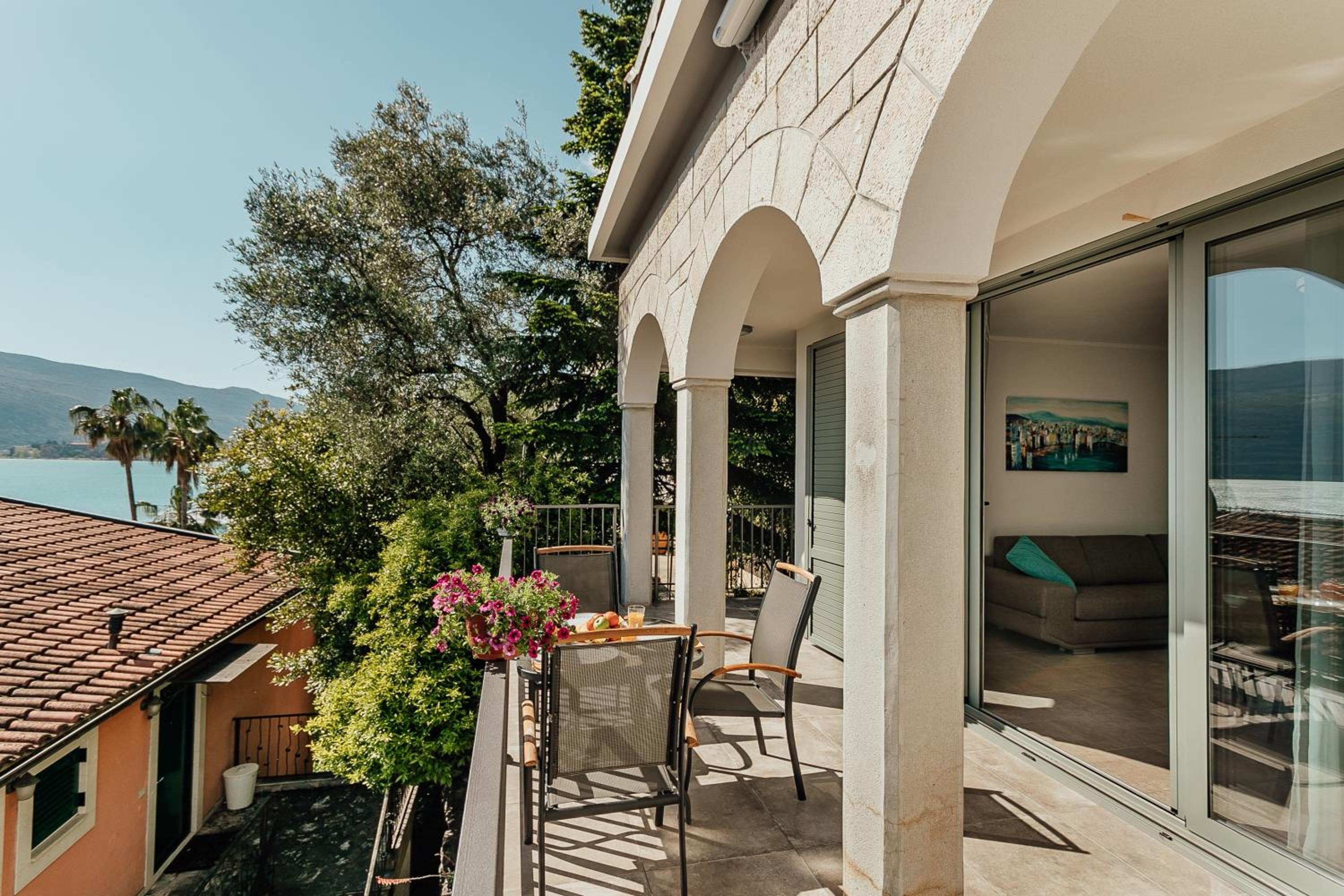 Boka Apartment 5