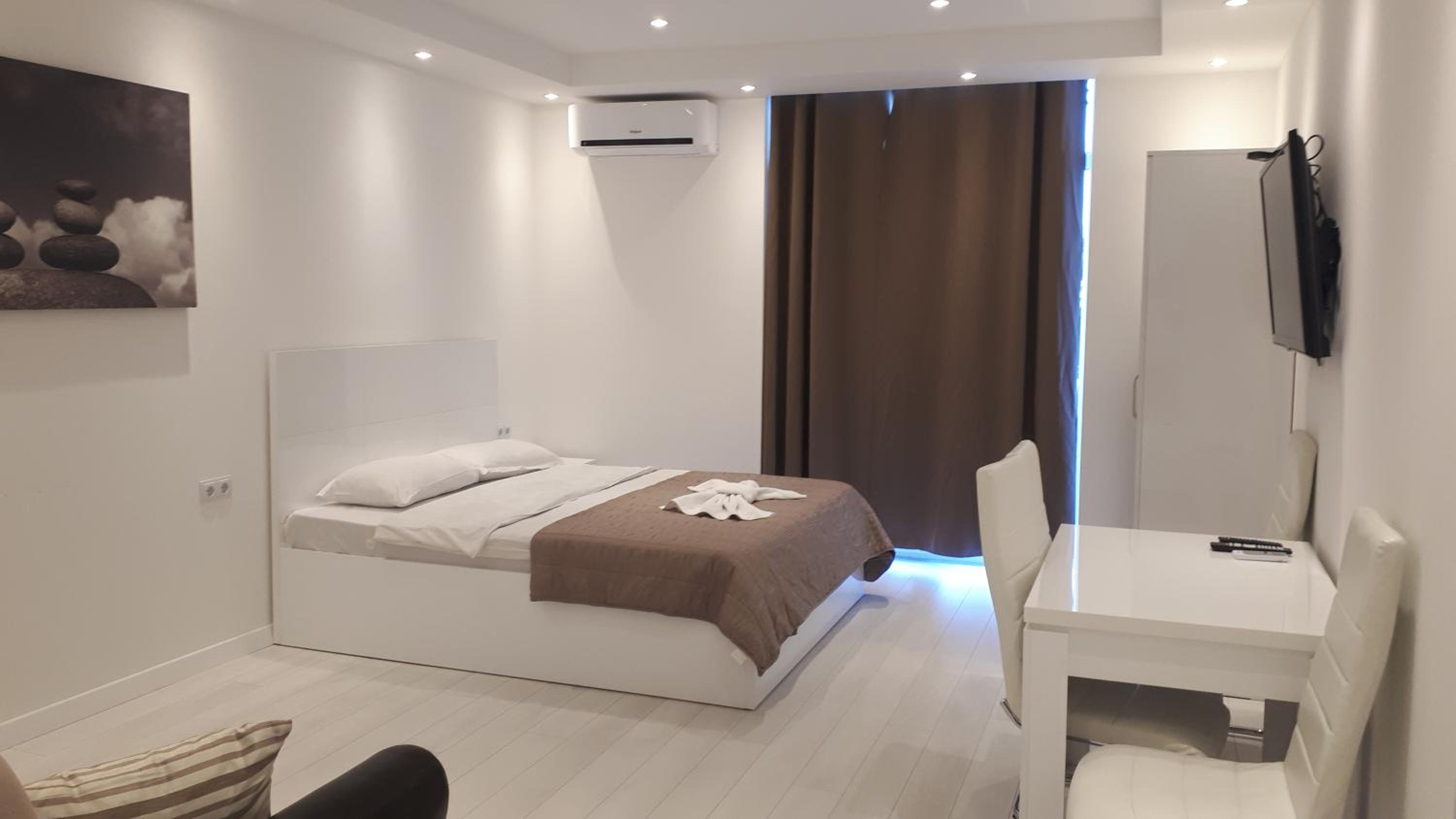 Hotel Premium Class In Batumi - Image 1