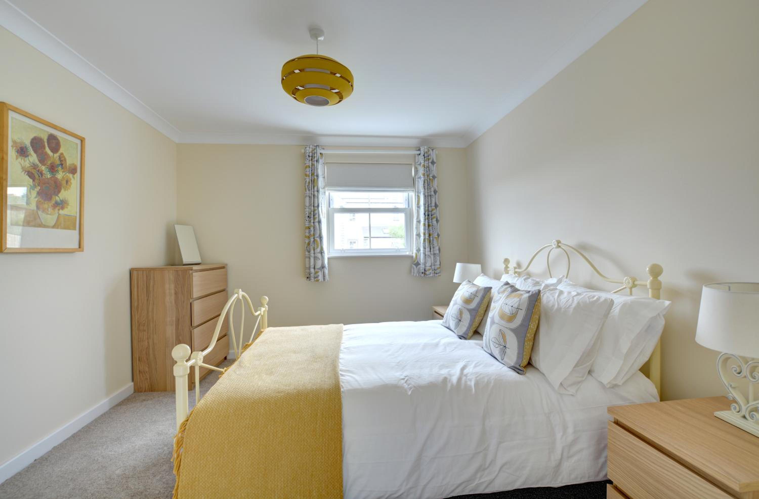 5 Bed in Amroth oc-pw9067