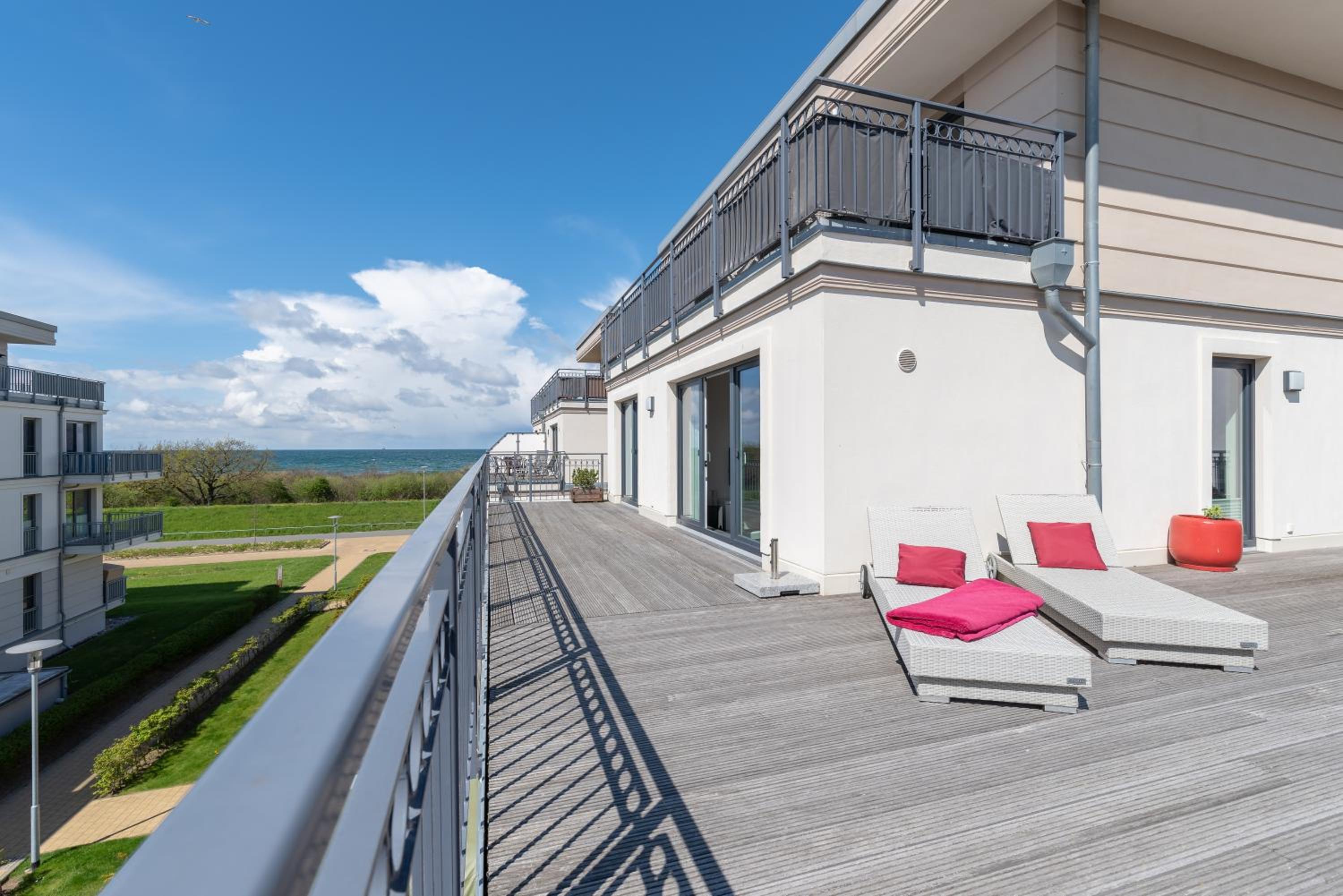 Villa Bernstein view 5